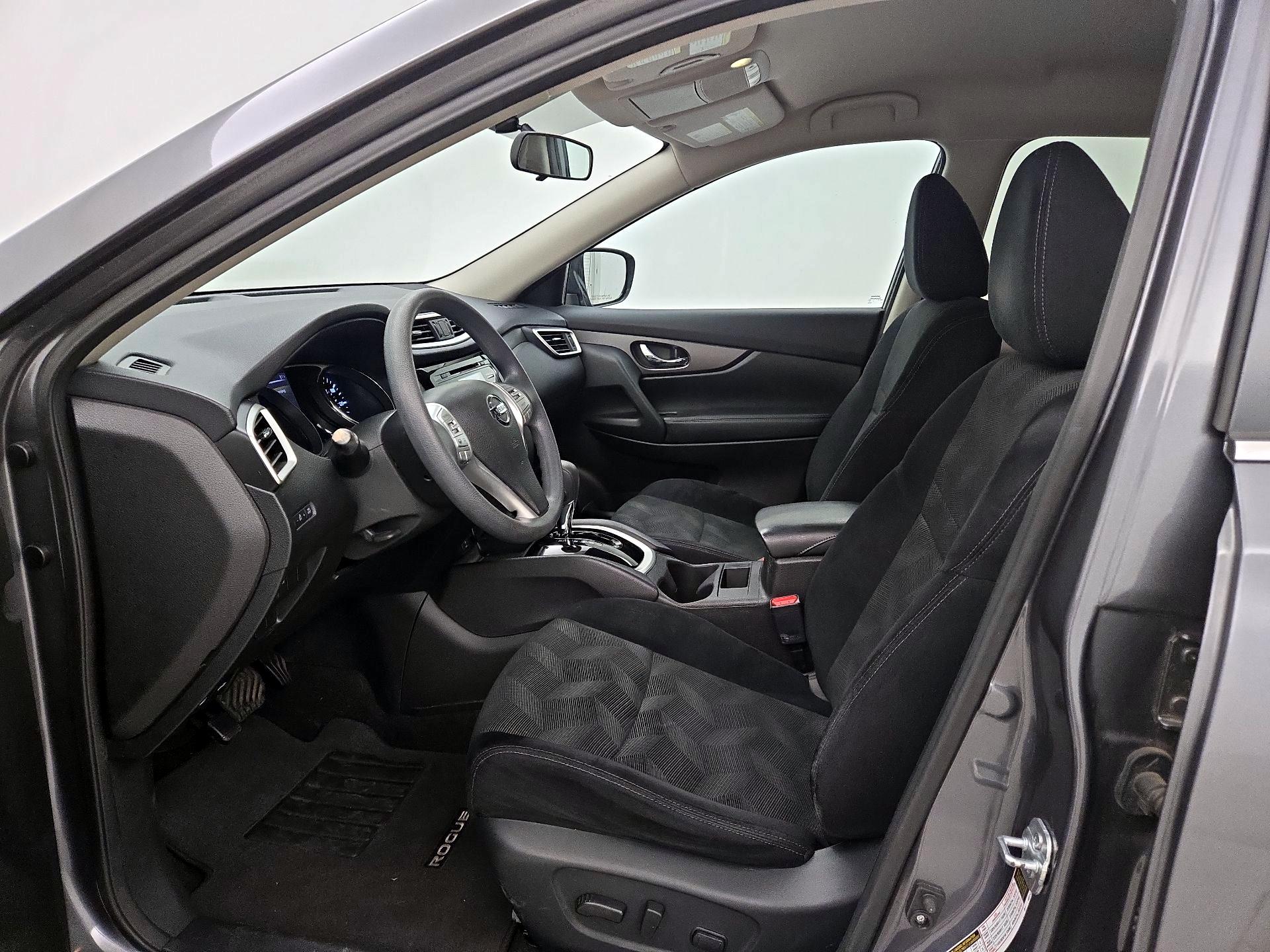 Thumbnail: 2015 Nissan Rogue - 11