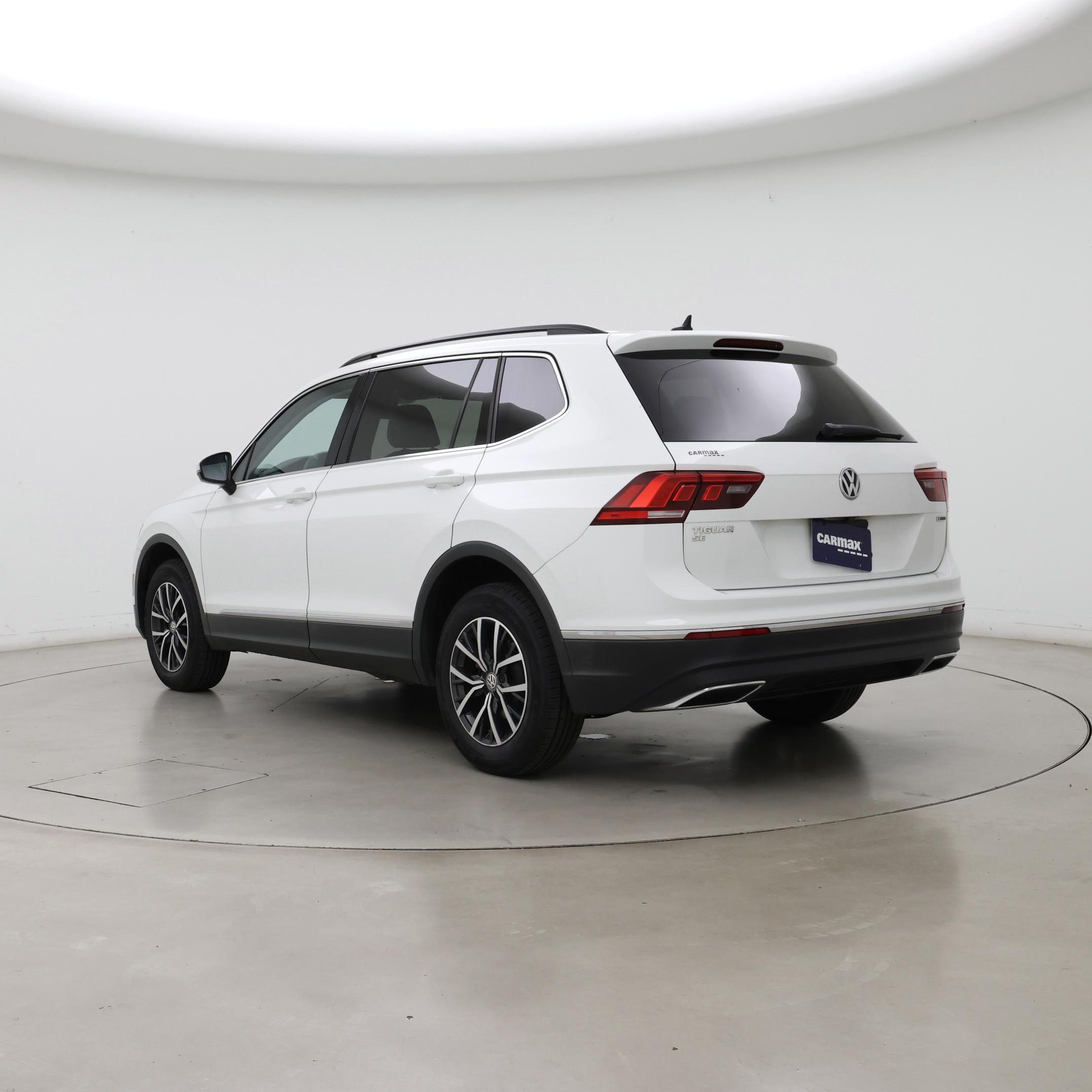 Thumbnail: 2020 Volkswagen Tiguan - 2