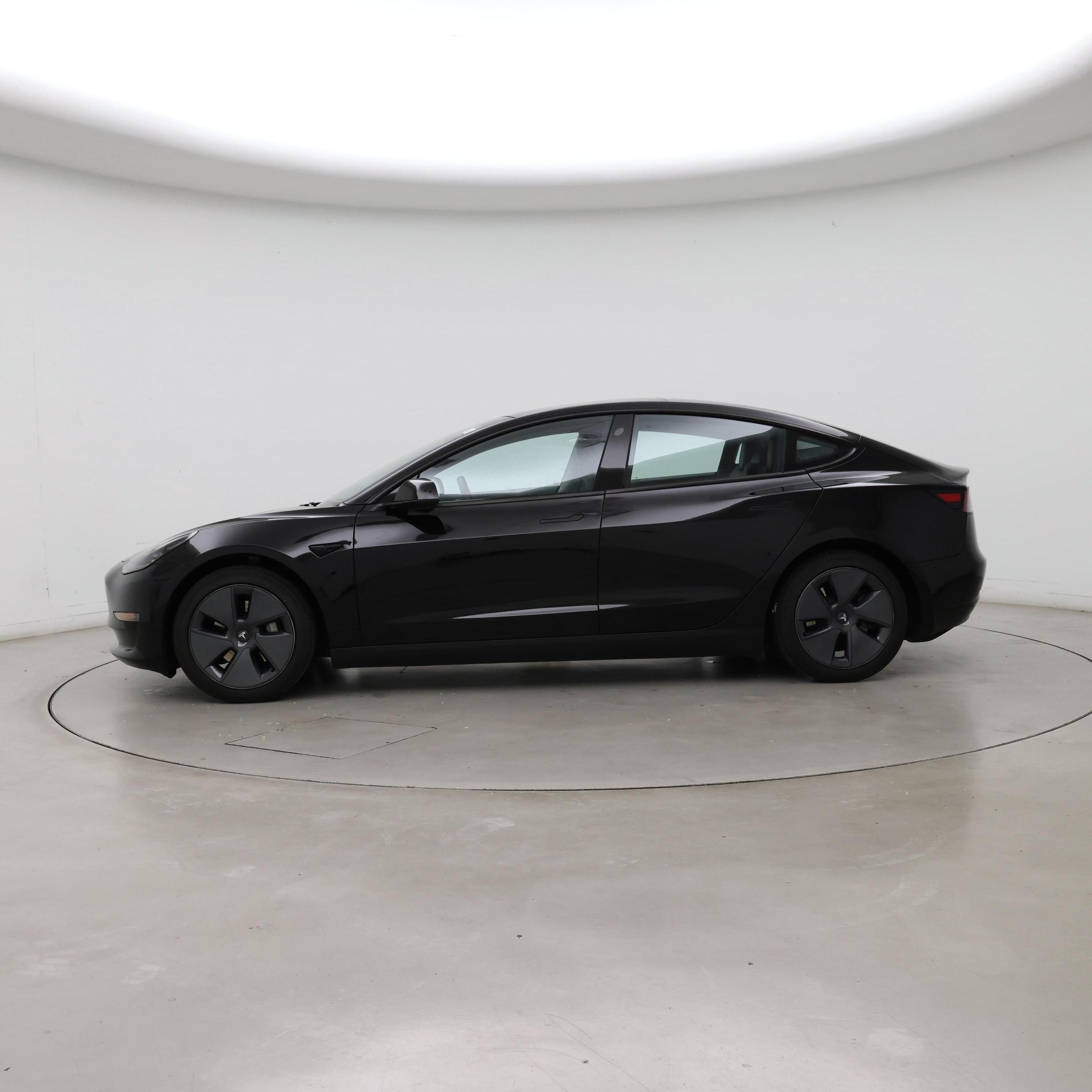 Thumbnail: 2022 Tesla Model 3 - 3