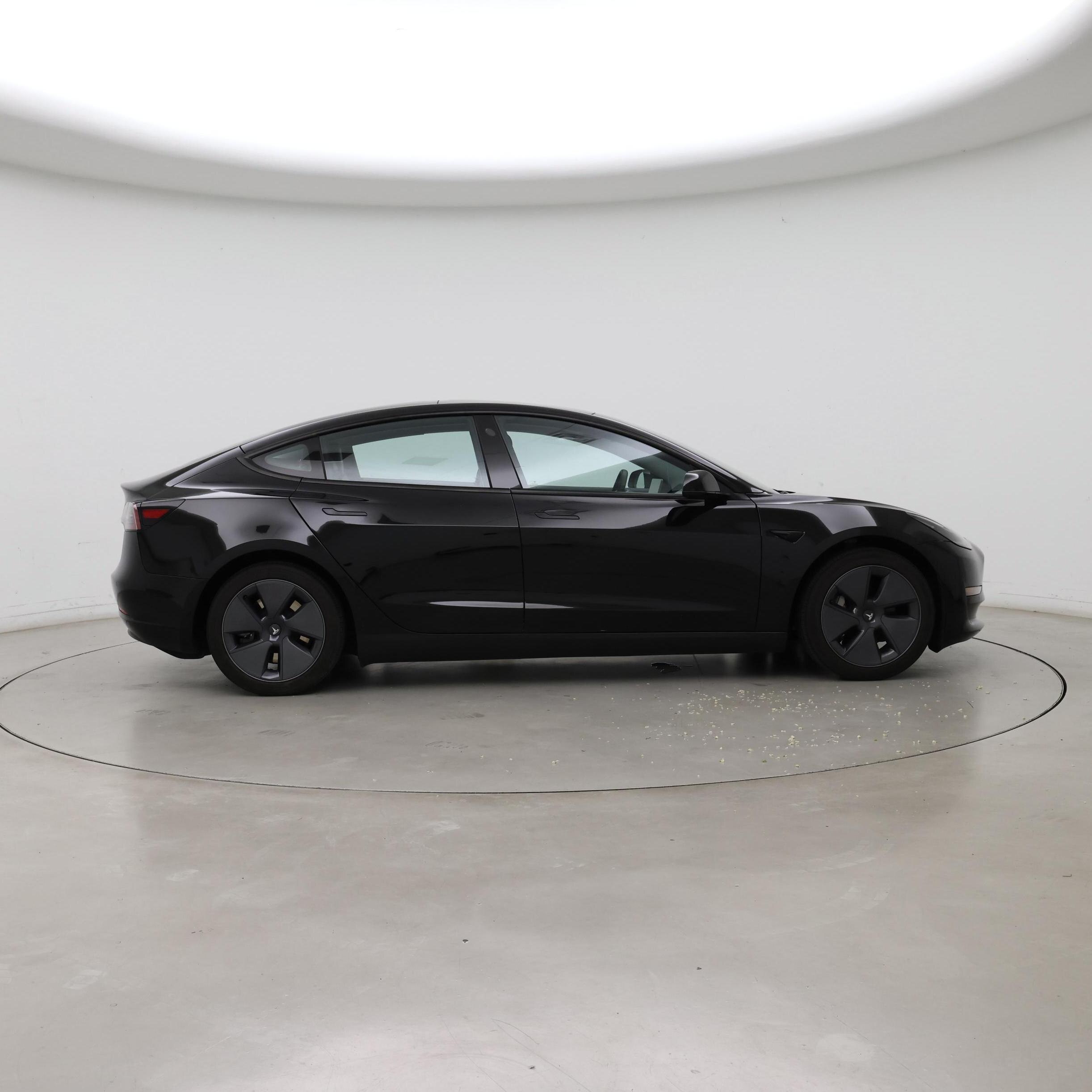Thumbnail: 2022 Tesla Model 3 - 7