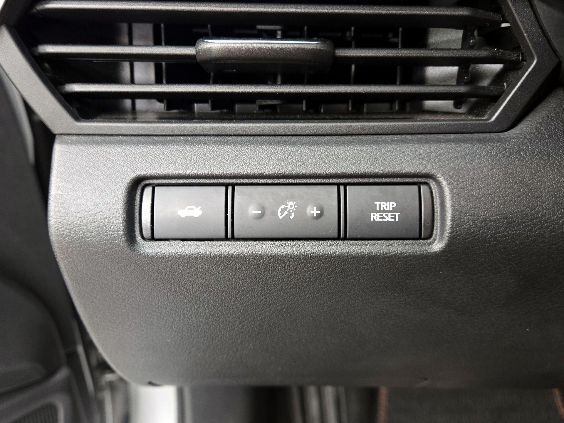 Thumbnail: 2021 Nissan Altima - 13