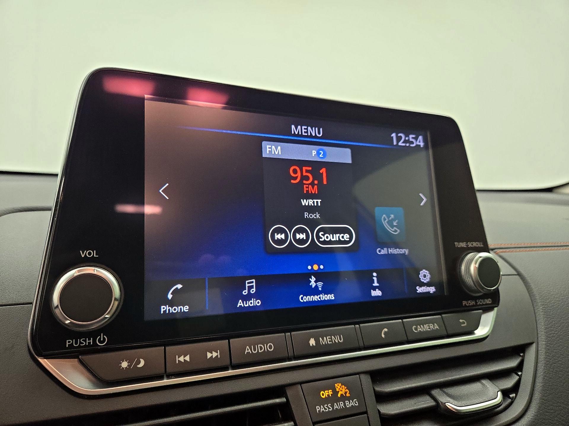 Thumbnail: 2021 Nissan Altima - 15