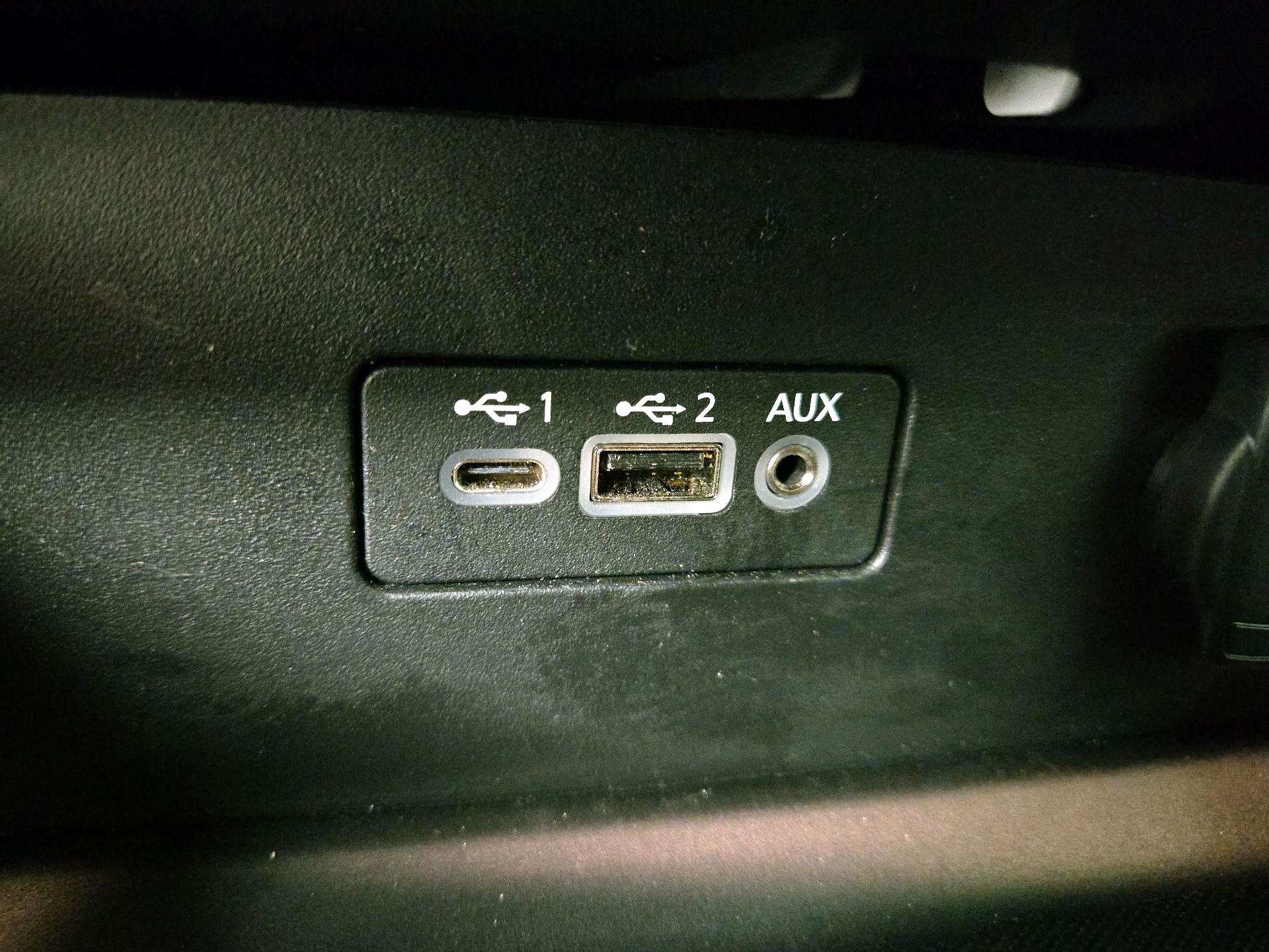 Thumbnail: 2021 Nissan Altima - 18