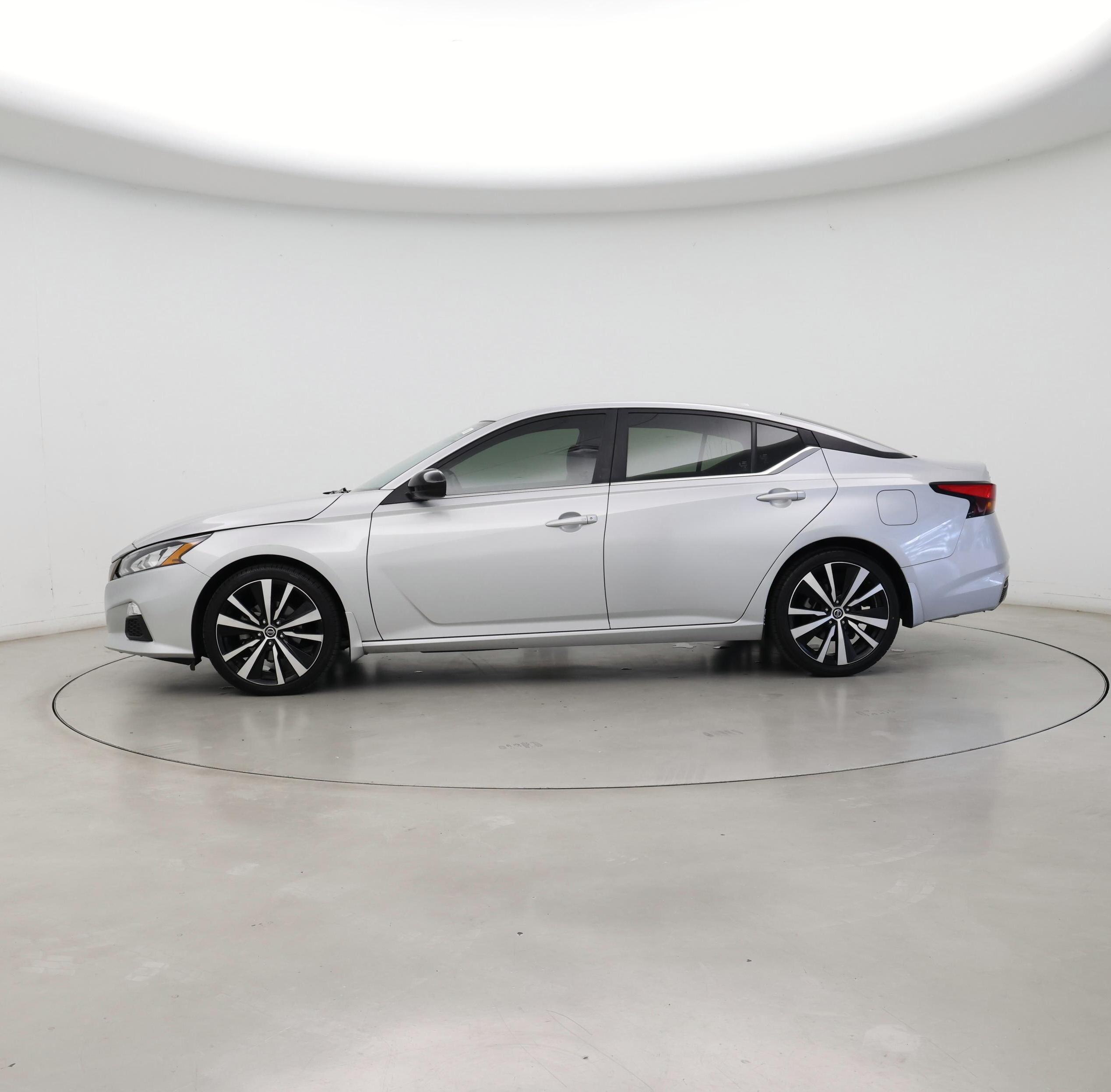 Thumbnail: 2021 Nissan Altima - 3