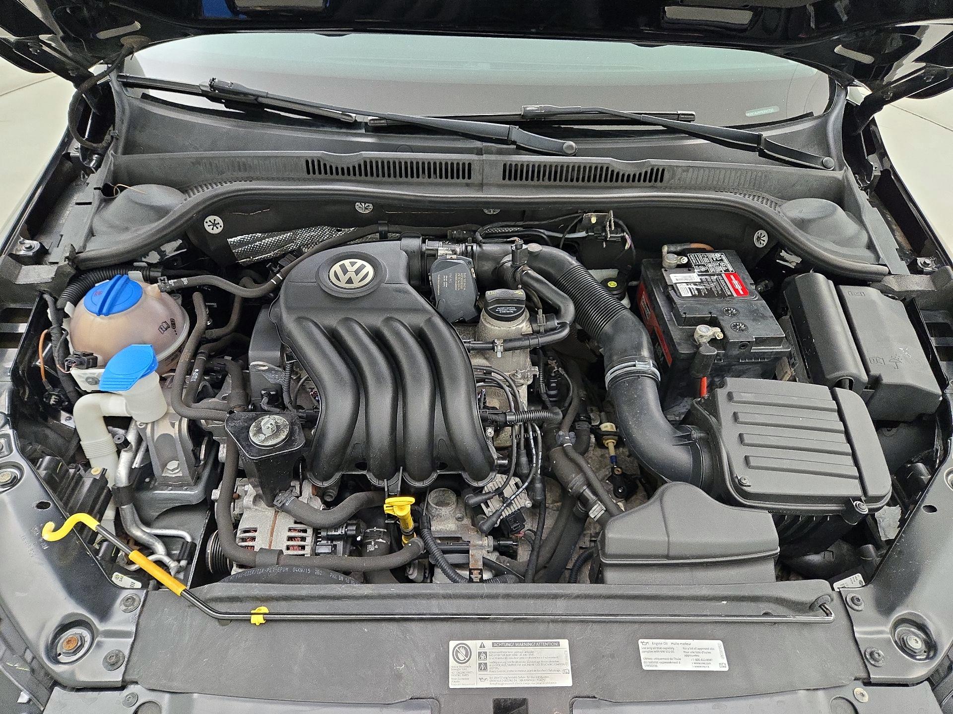 Thumbnail: 2015 Volkswagen Jetta - 20