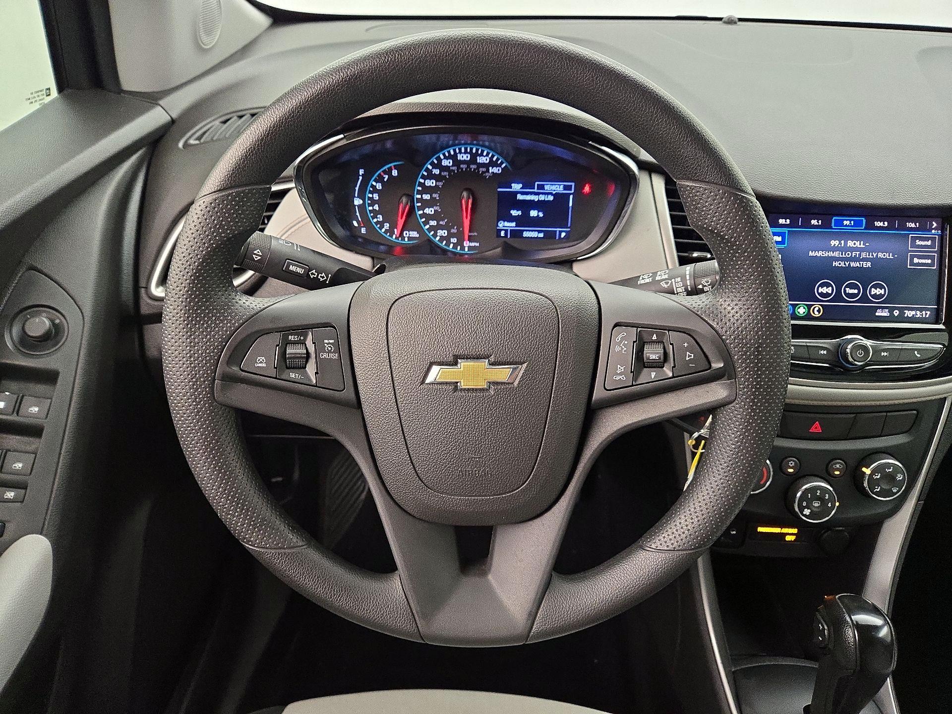 Thumbnail: 2020 Chevrolet Trax - 10