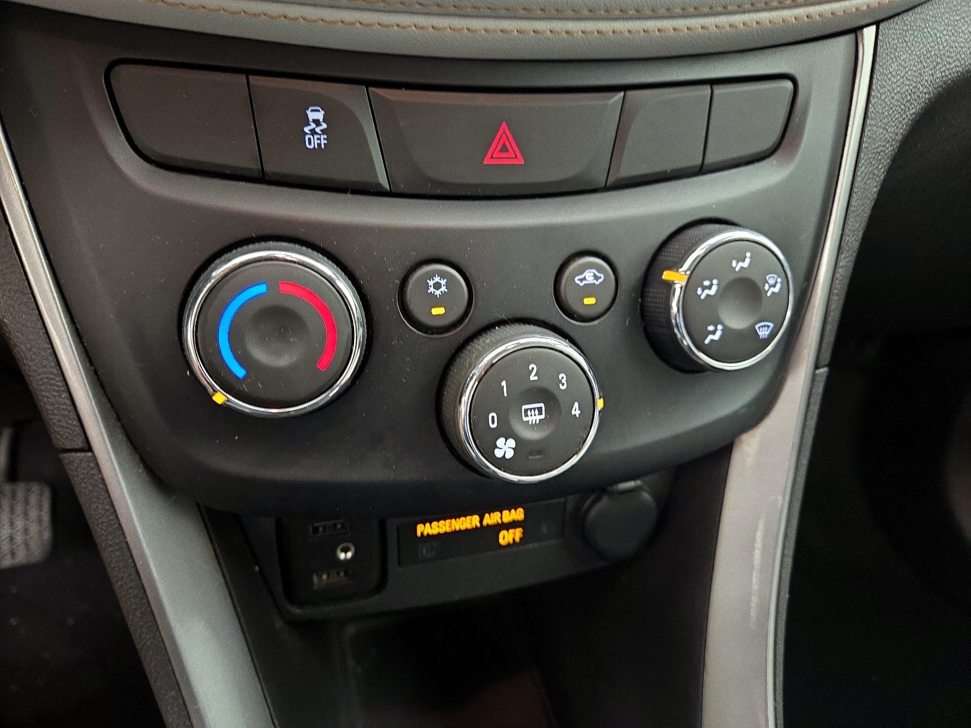 Thumbnail: 2020 Chevrolet Trax - 16