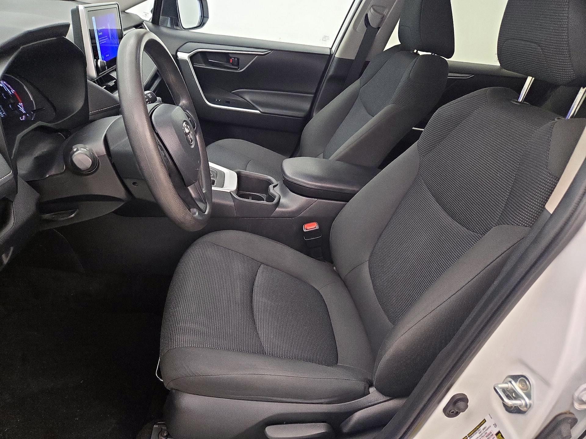 Thumbnail: 2023 Toyota RAV4 - 11