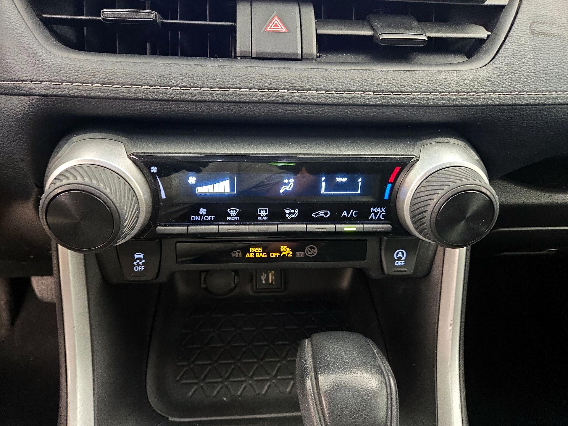 Thumbnail: 2023 Toyota RAV4 - 16