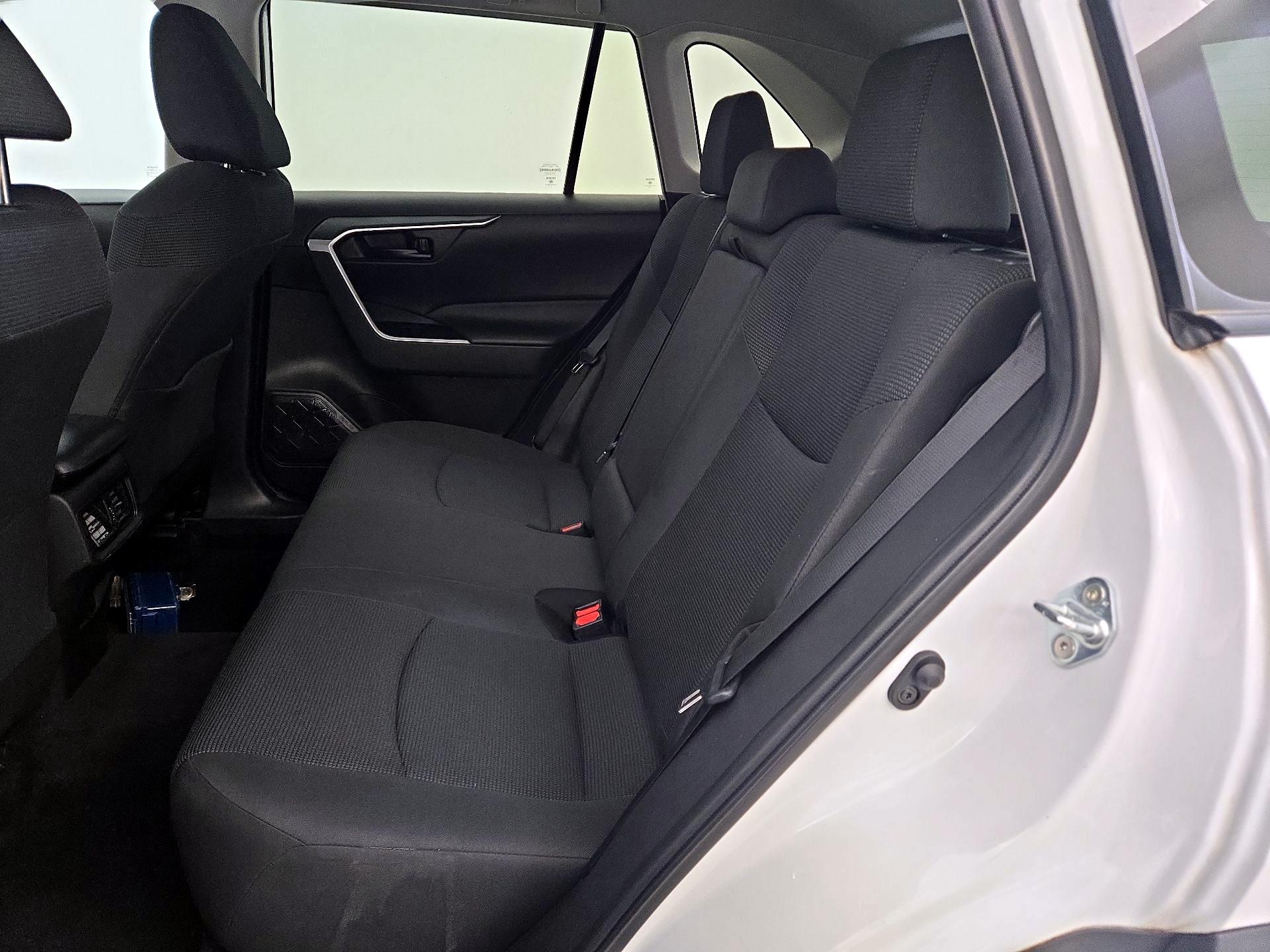 Thumbnail: 2023 Toyota RAV4 - 19