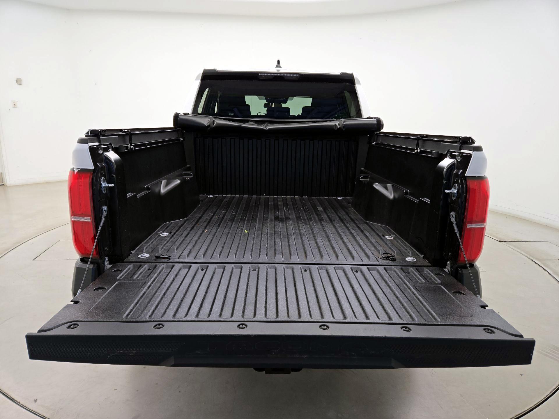 Thumbnail: 2024 Toyota Tacoma - 20