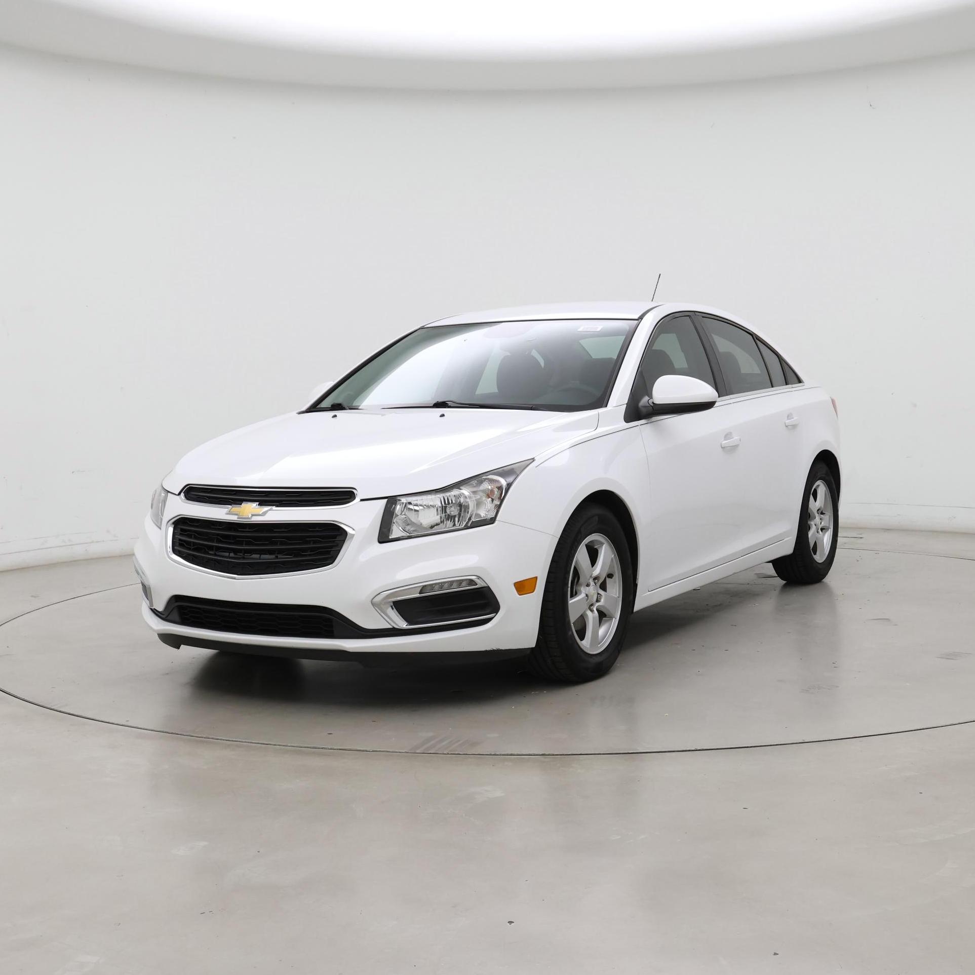 Thumbnail: 2015 Chevrolet Cruze - 4