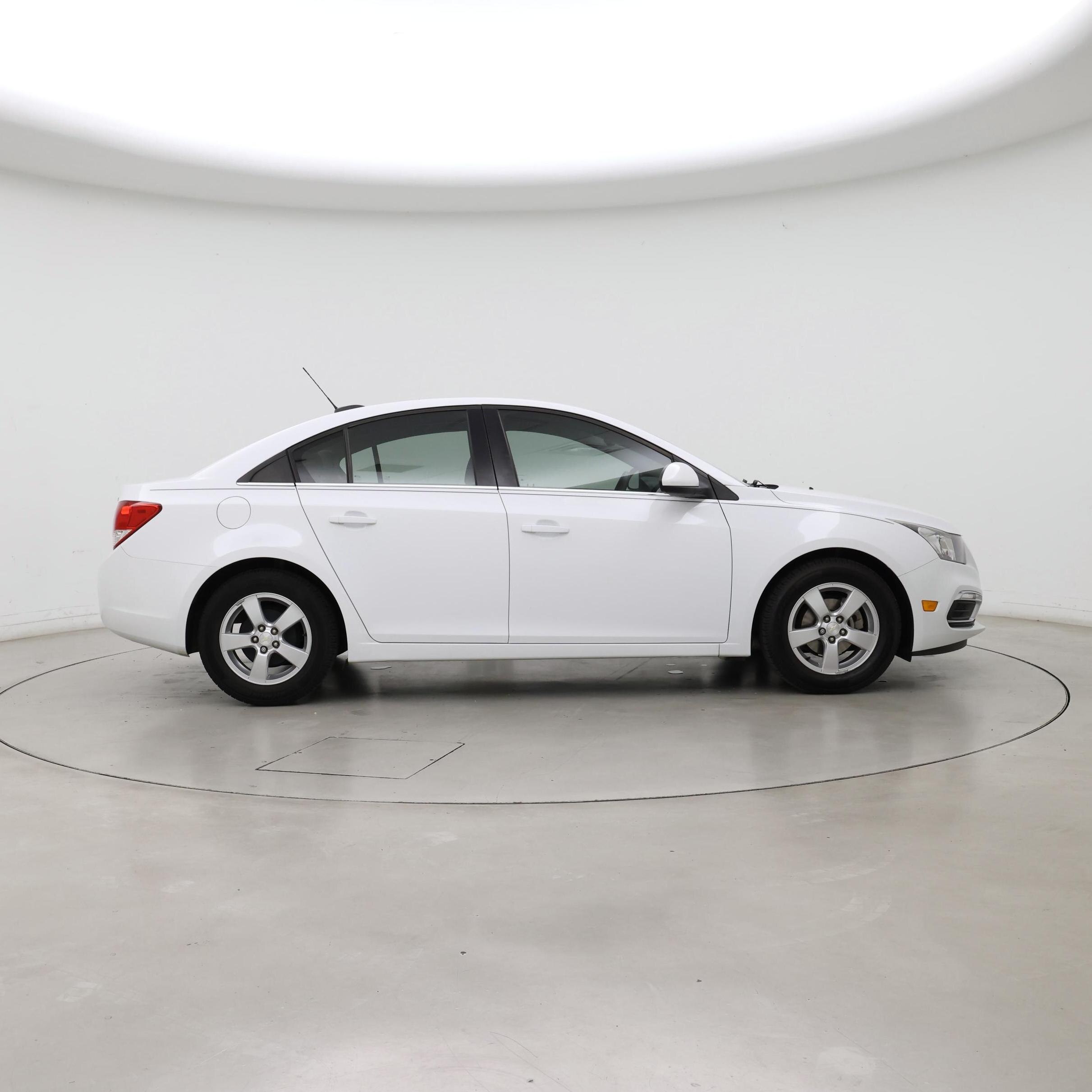 Thumbnail: 2015 Chevrolet Cruze - 7