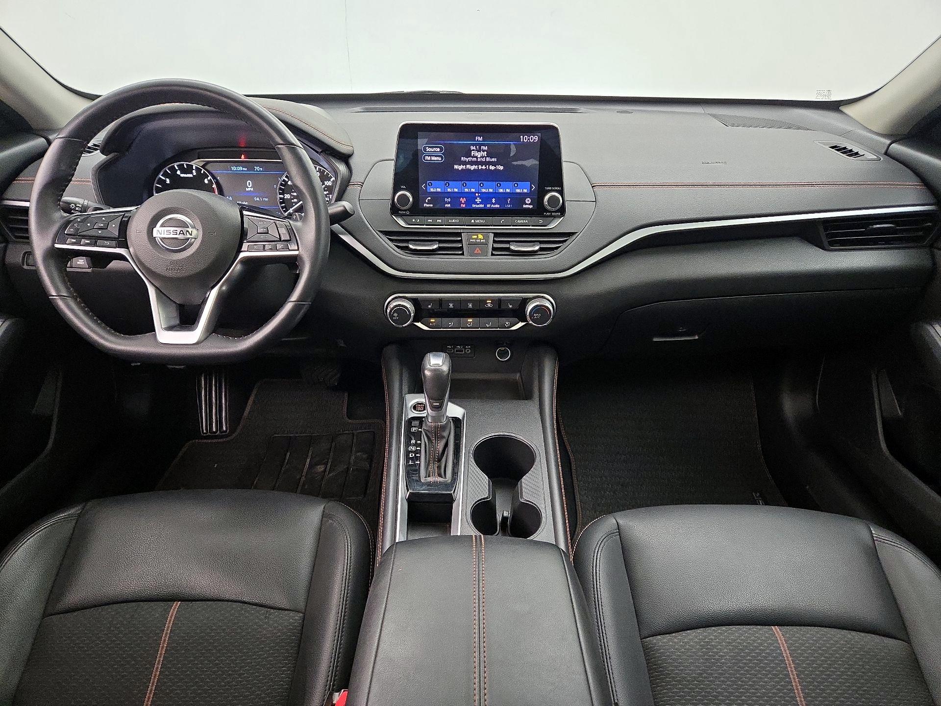 Thumbnail: 2020 Nissan Altima - 9