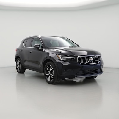 2023 Volvo XC40 B4 Plus Bright Theme