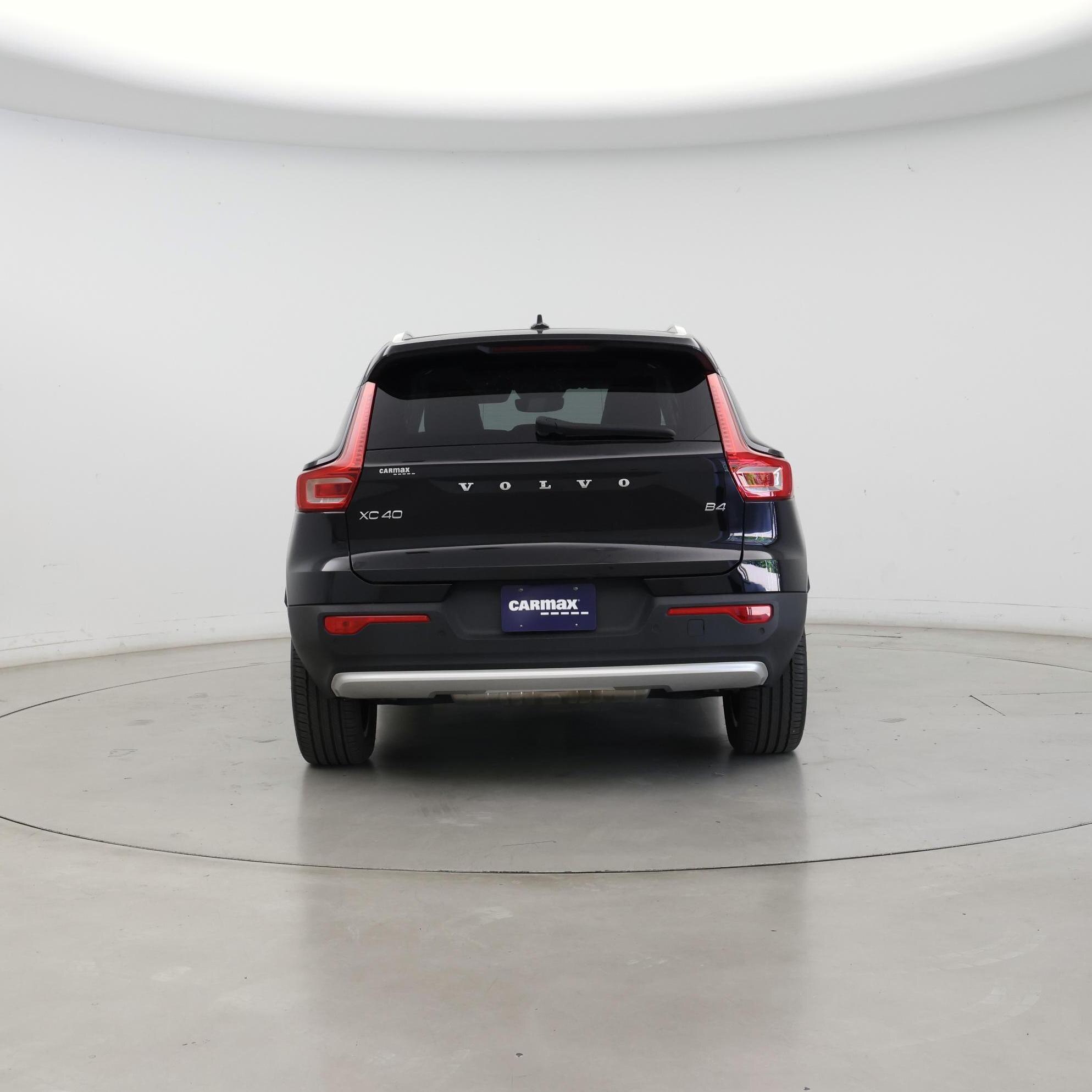 Thumbnail: 2023 Volvo XC40 - 6