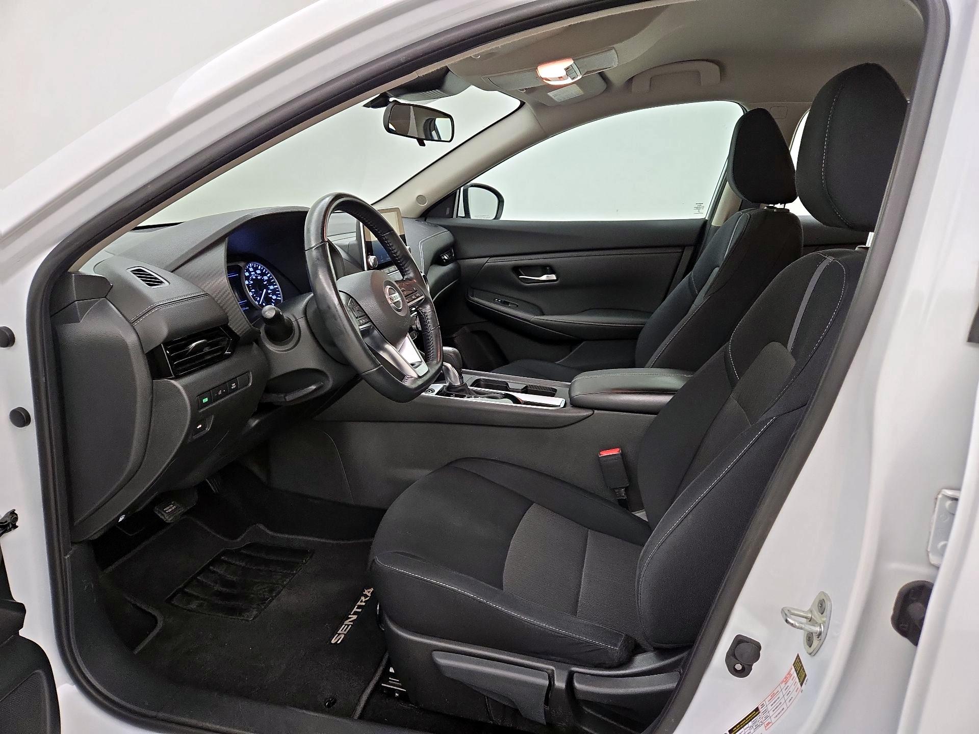 Thumbnail: 2023 Nissan Sentra - 11