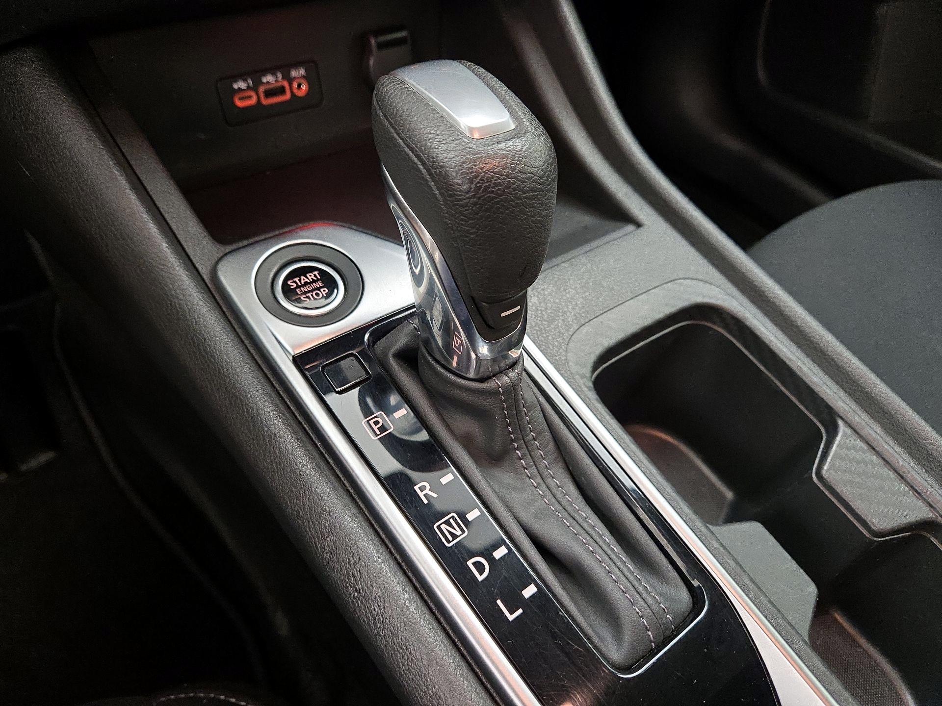 Thumbnail: 2023 Nissan Sentra - 17