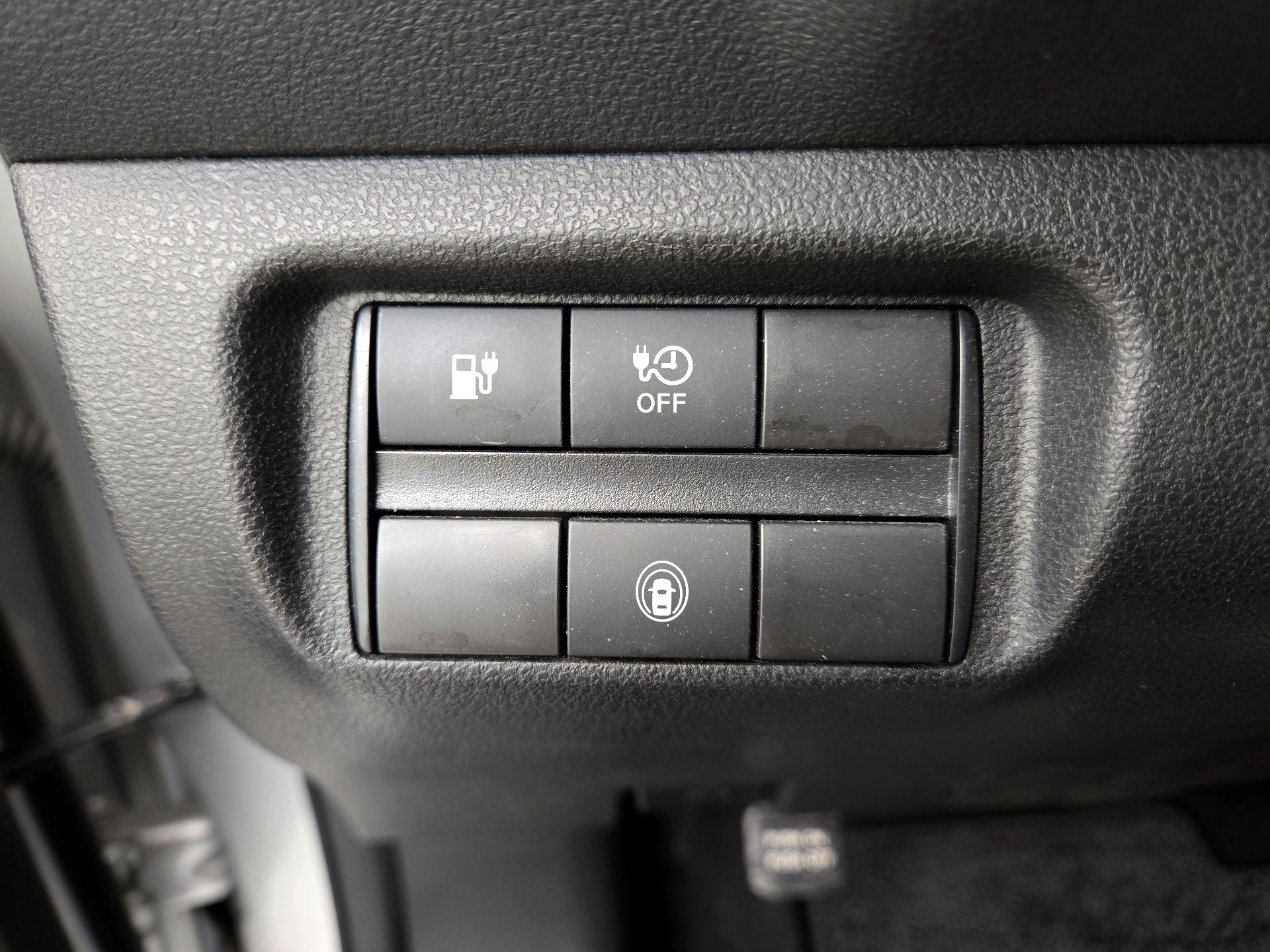 Thumbnail: 2022 Nissan Leaf - 13