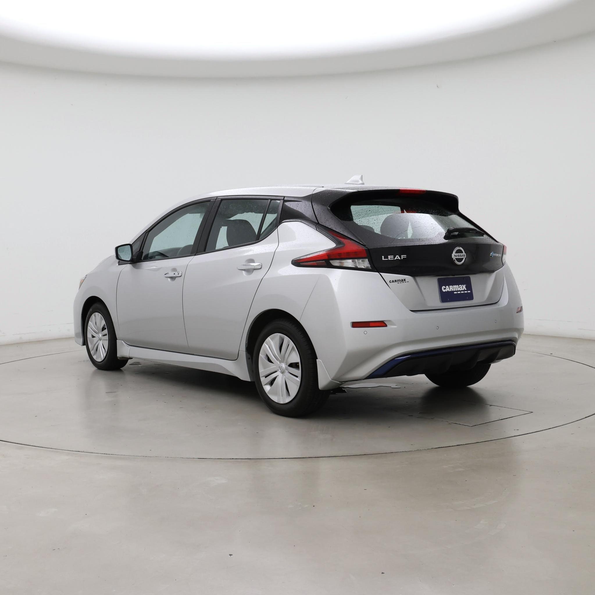 Thumbnail: 2022 Nissan Leaf - 2