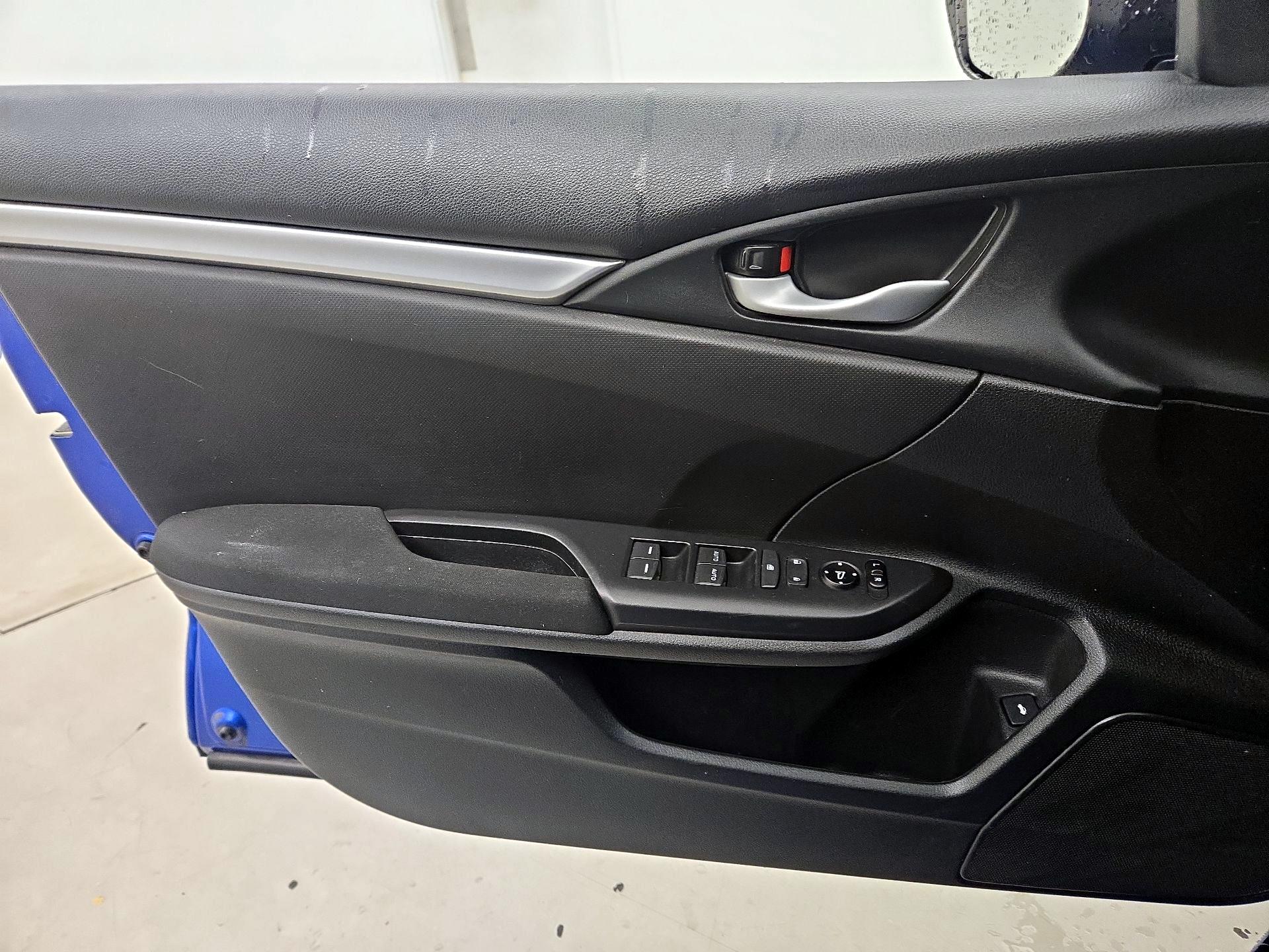 Thumbnail: 2020 Honda Civic - 12