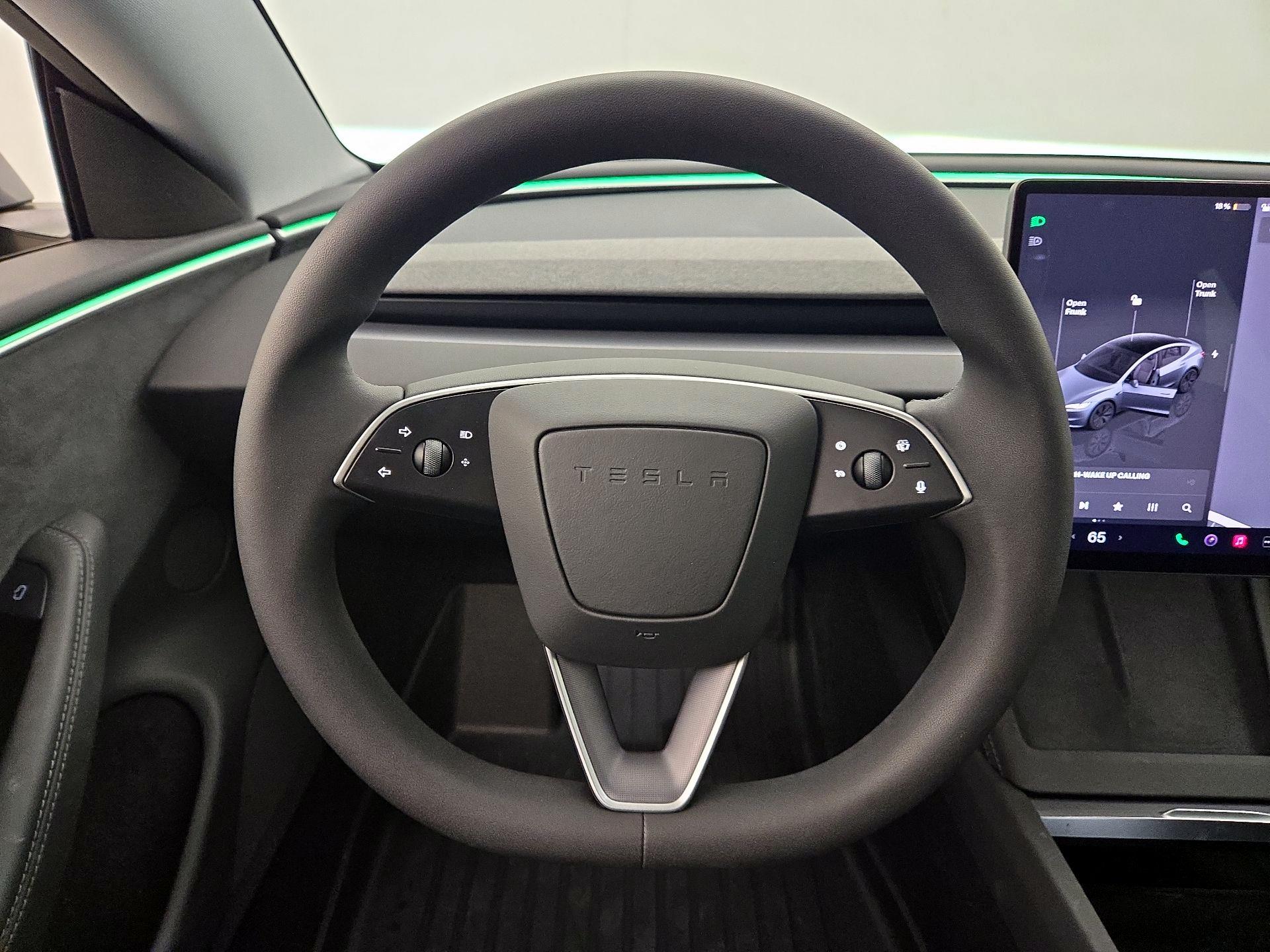 Thumbnail: 2025 Tesla Model 3 - 10