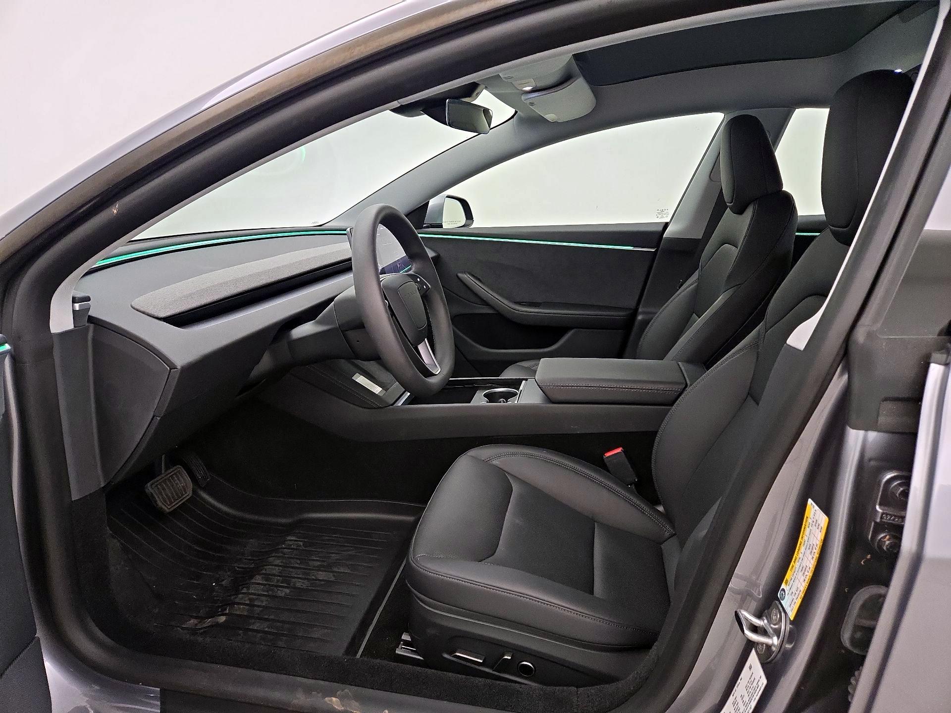 Thumbnail: 2025 Tesla Model 3 - 11