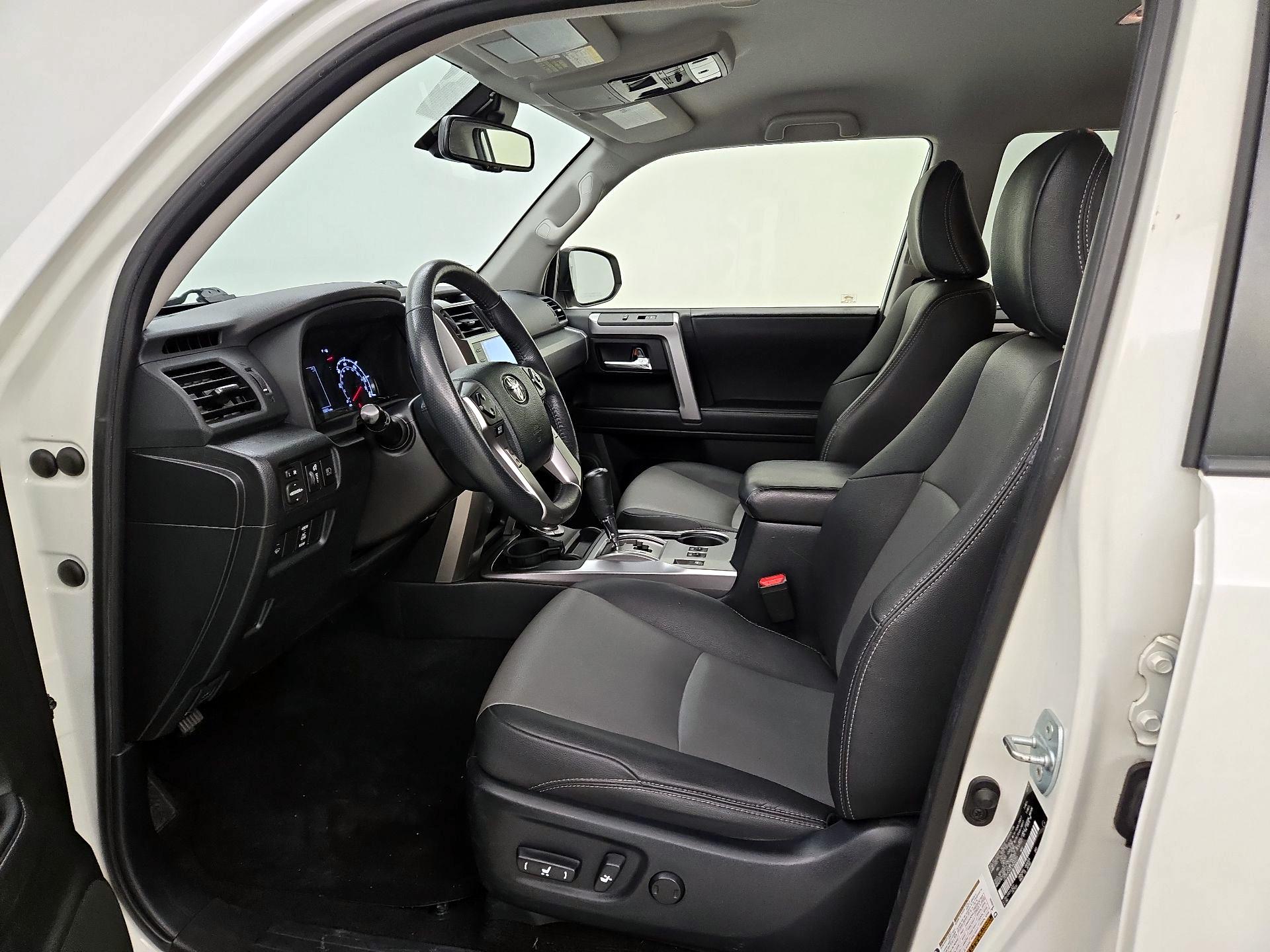 Thumbnail: 2020 Toyota 4Runner - 11