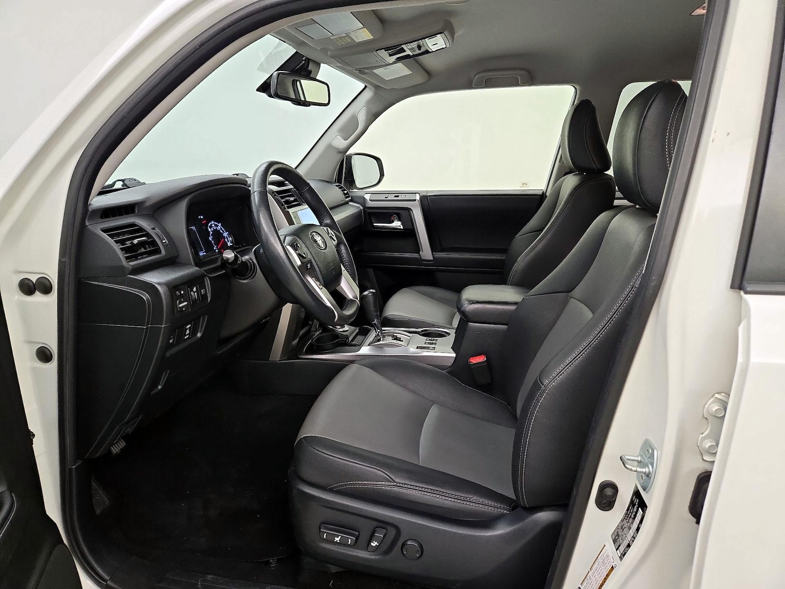 2020 Toyota 4Runner SR5 Premium - Photo 12