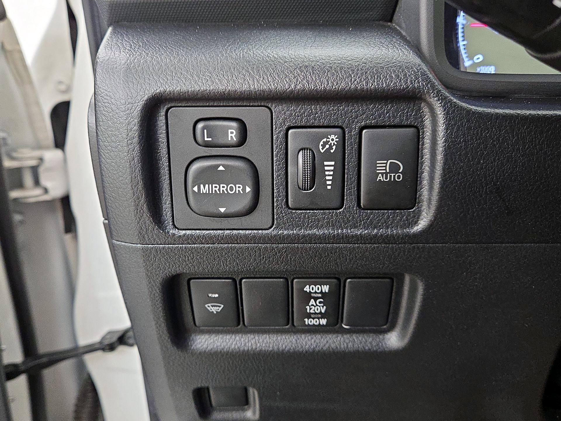 Thumbnail: 2020 Toyota 4Runner - 13