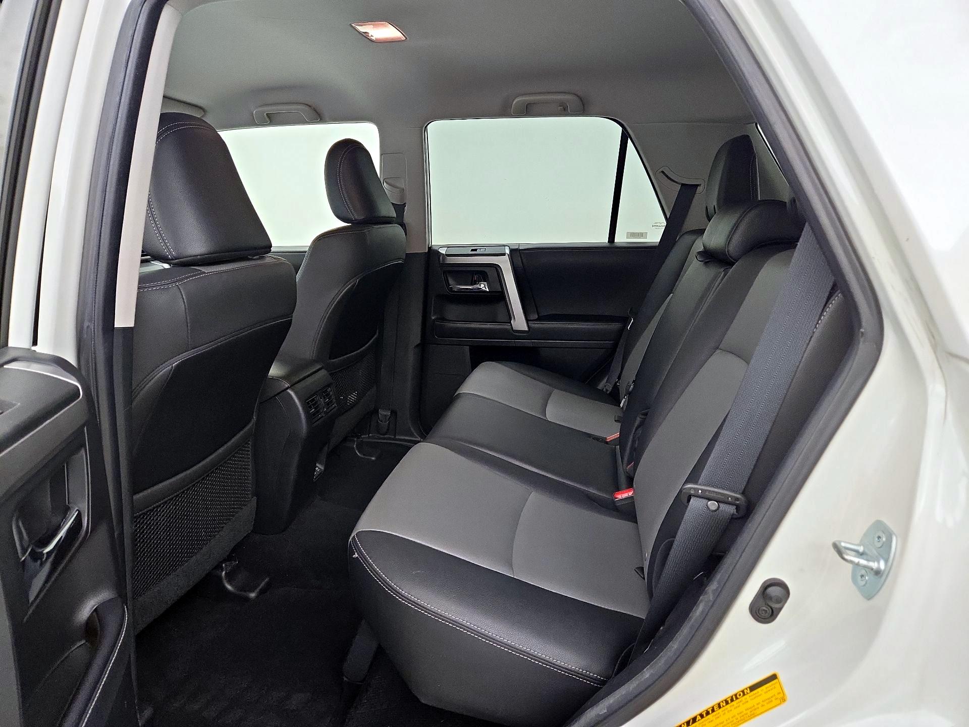 Thumbnail: 2020 Toyota 4Runner - 20