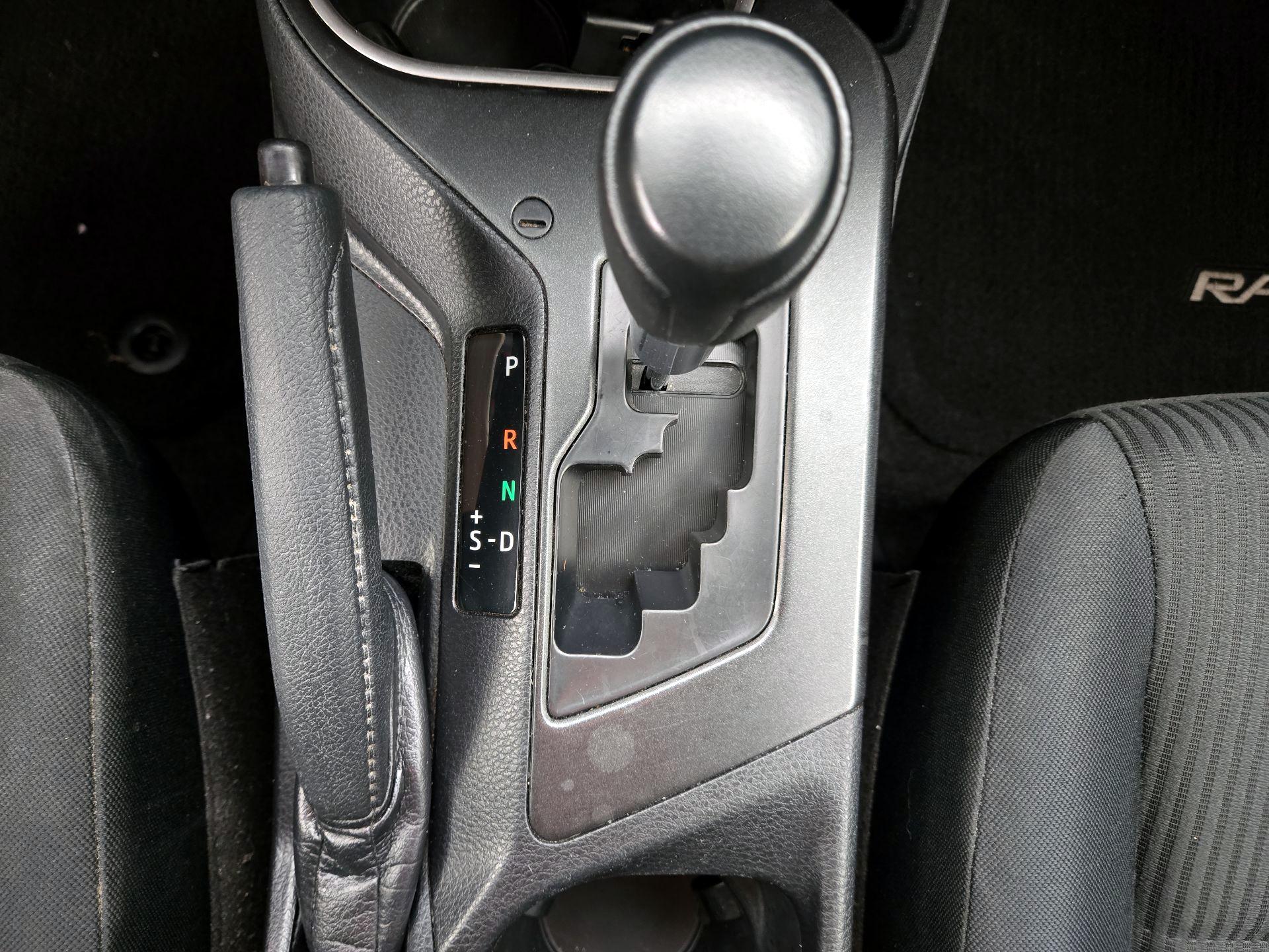 Thumbnail: 2017 Toyota RAV4 - 17