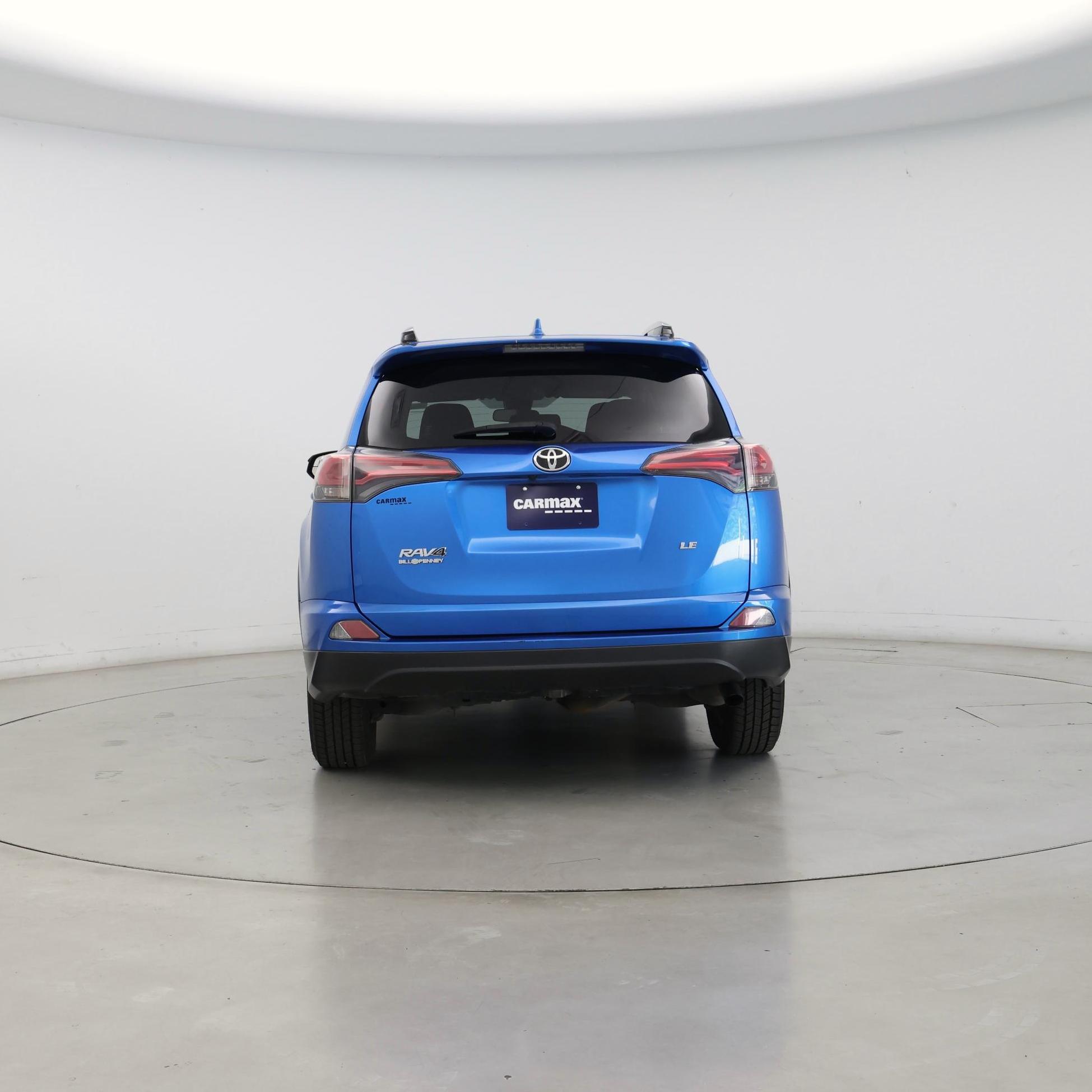 Thumbnail: 2017 Toyota RAV4 - 6