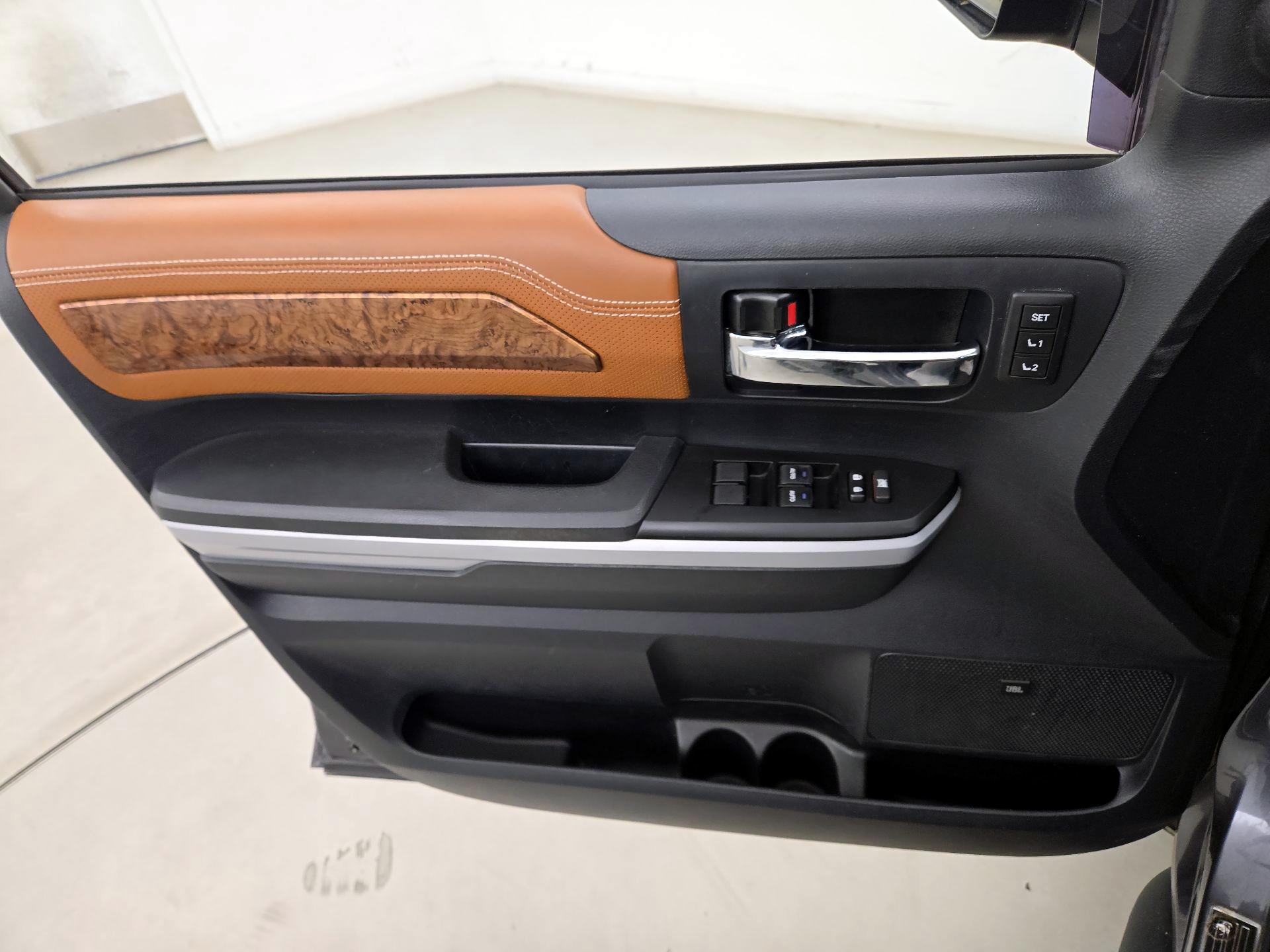 Thumbnail: 2018 Toyota Tundra - 12