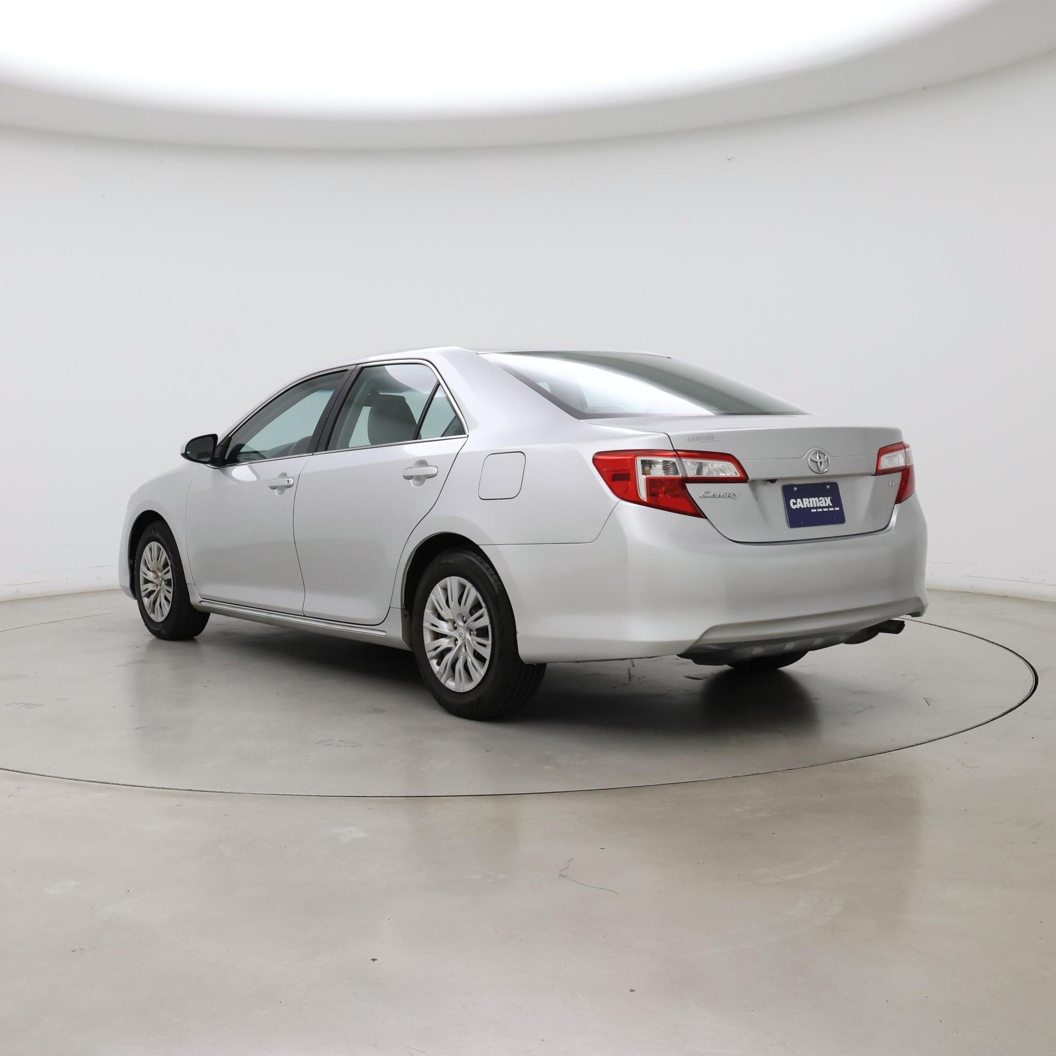Thumbnail: 2014 Toyota Camry - 2