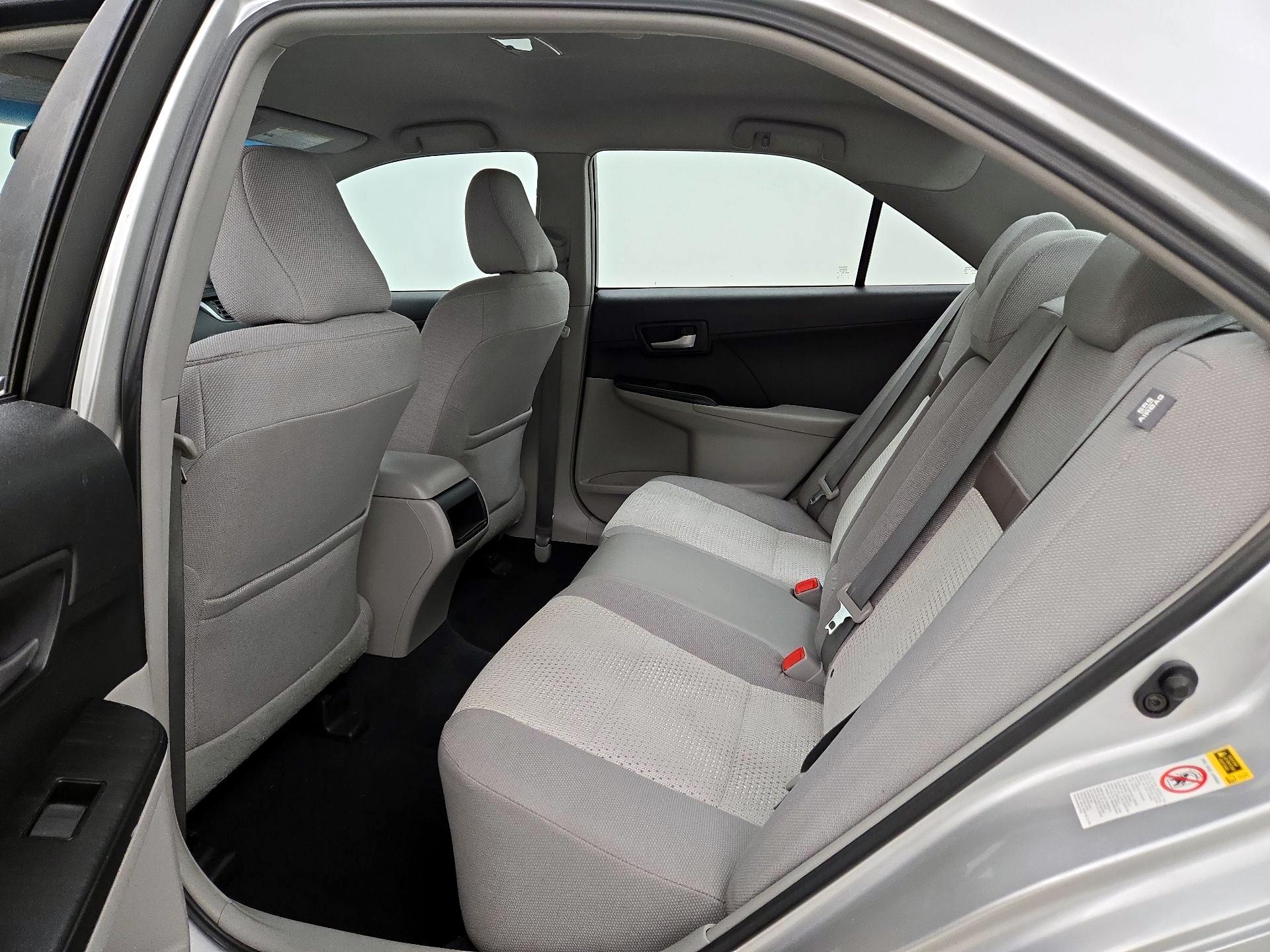 Thumbnail: 2014 Toyota Camry - 19