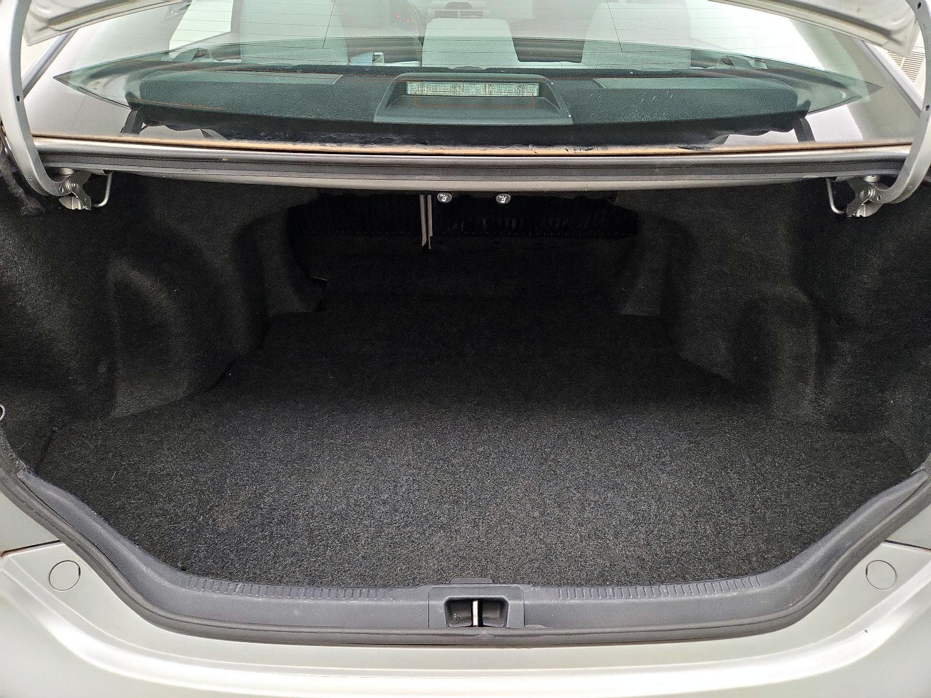 Thumbnail: 2014 Toyota Camry - 20