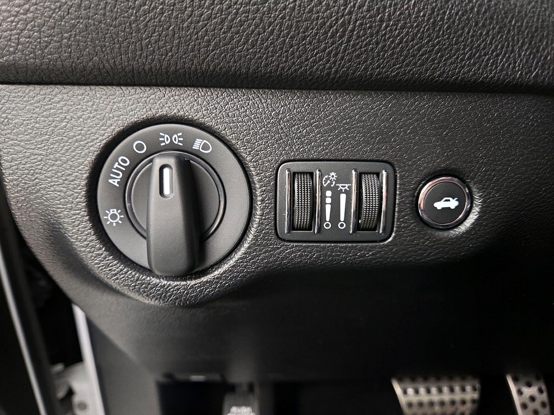 Thumbnail: 2021 Dodge Challenger - 13