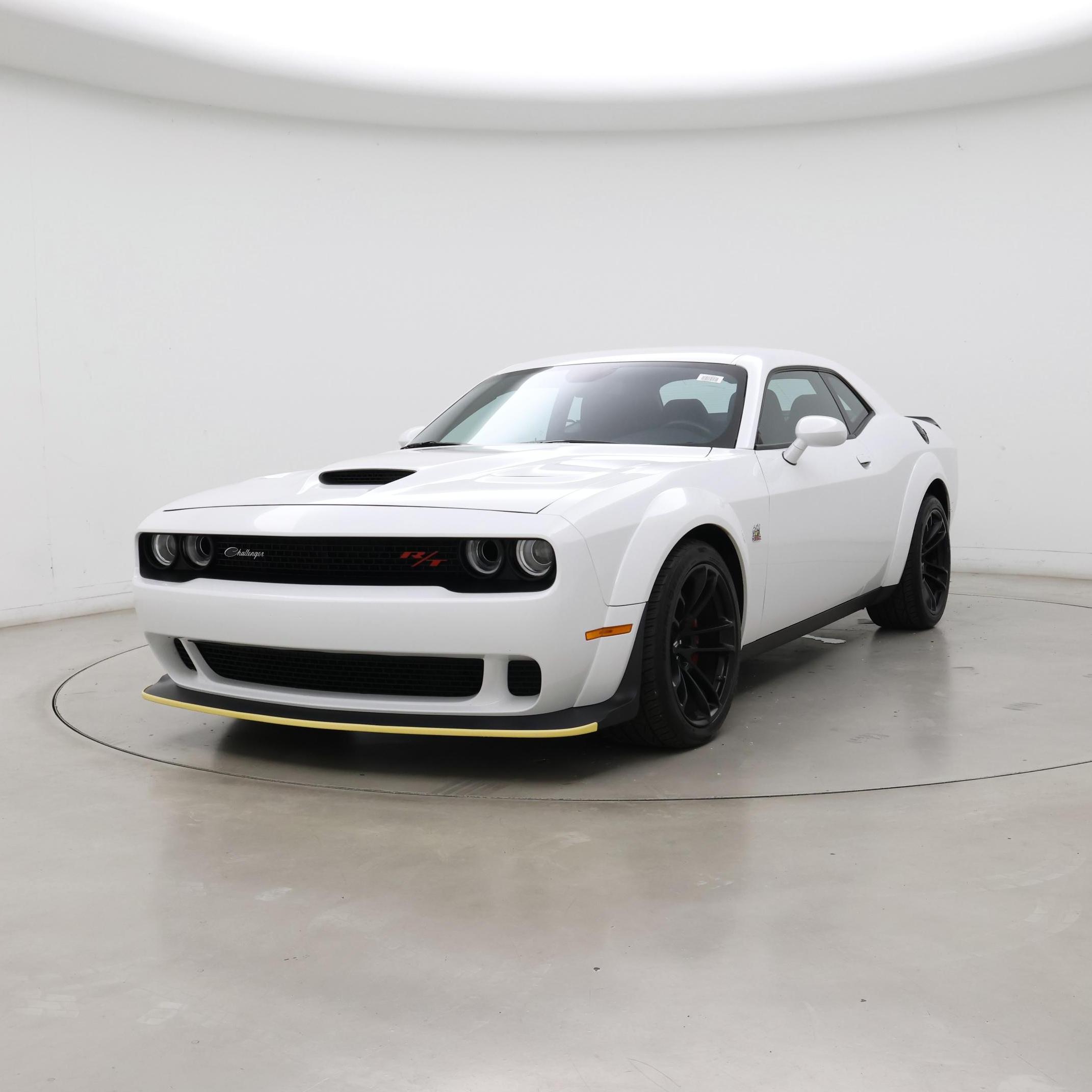 Thumbnail: 2021 Dodge Challenger - 4