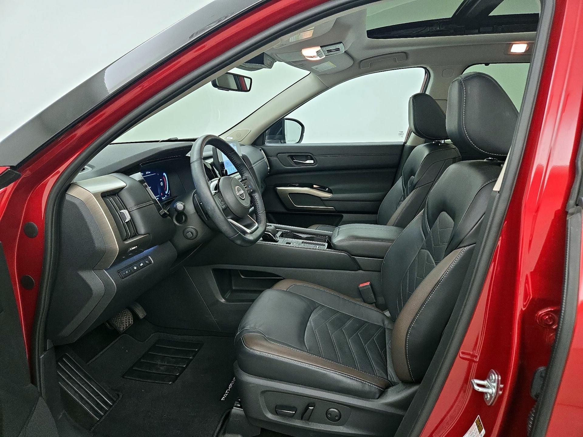 Thumbnail: 2024 Nissan Pathfinder - 11