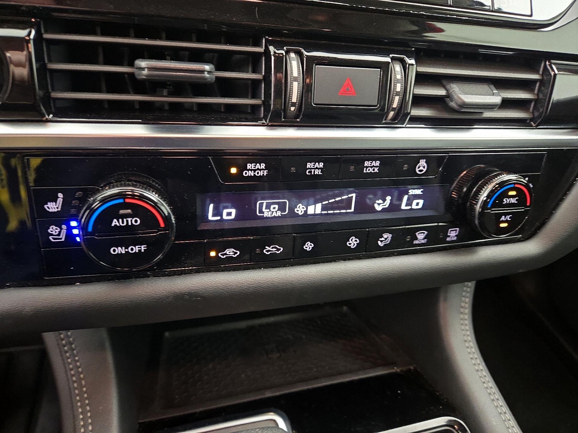 Thumbnail: 2024 Nissan Pathfinder - 17