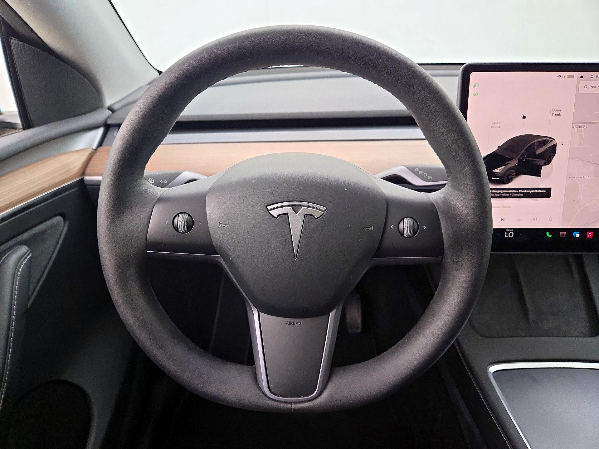 Thumbnail: 2023 Tesla Model Y - 10