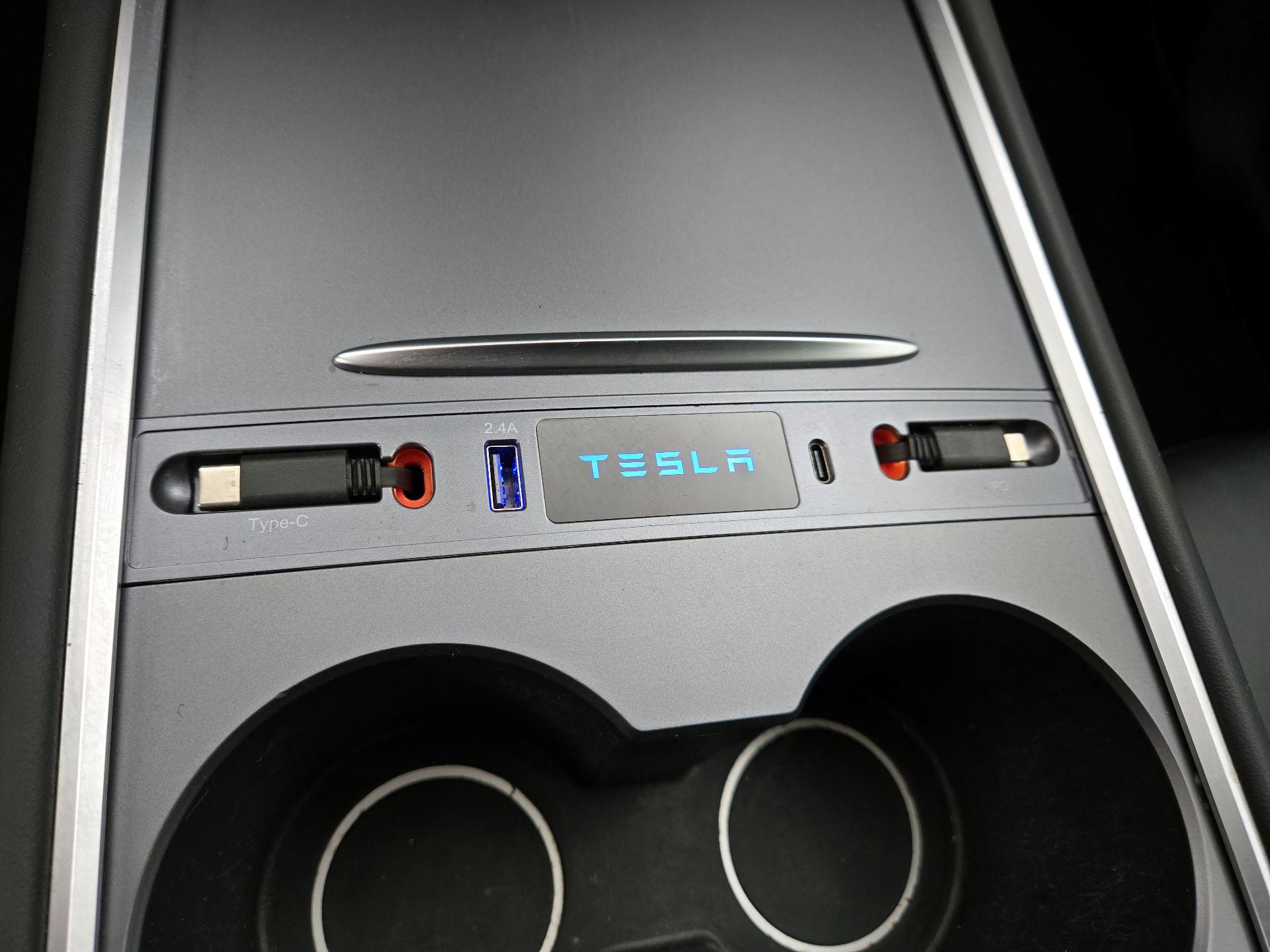 Thumbnail: 2023 Tesla Model Y - 18