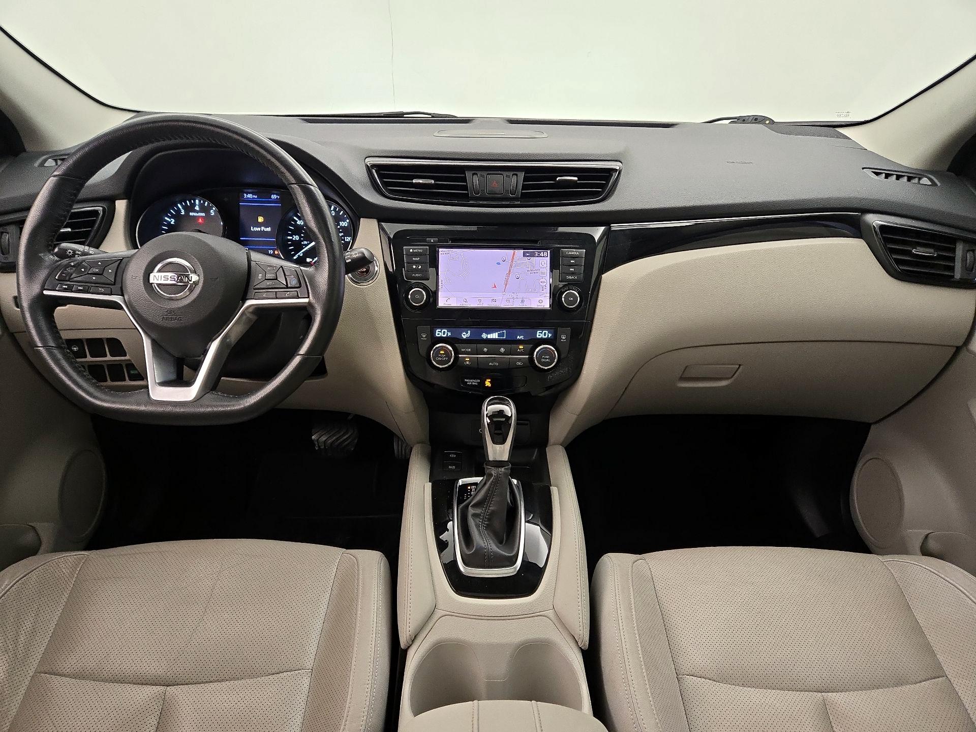 Thumbnail: 2019 Nissan Rogue Sport - 9