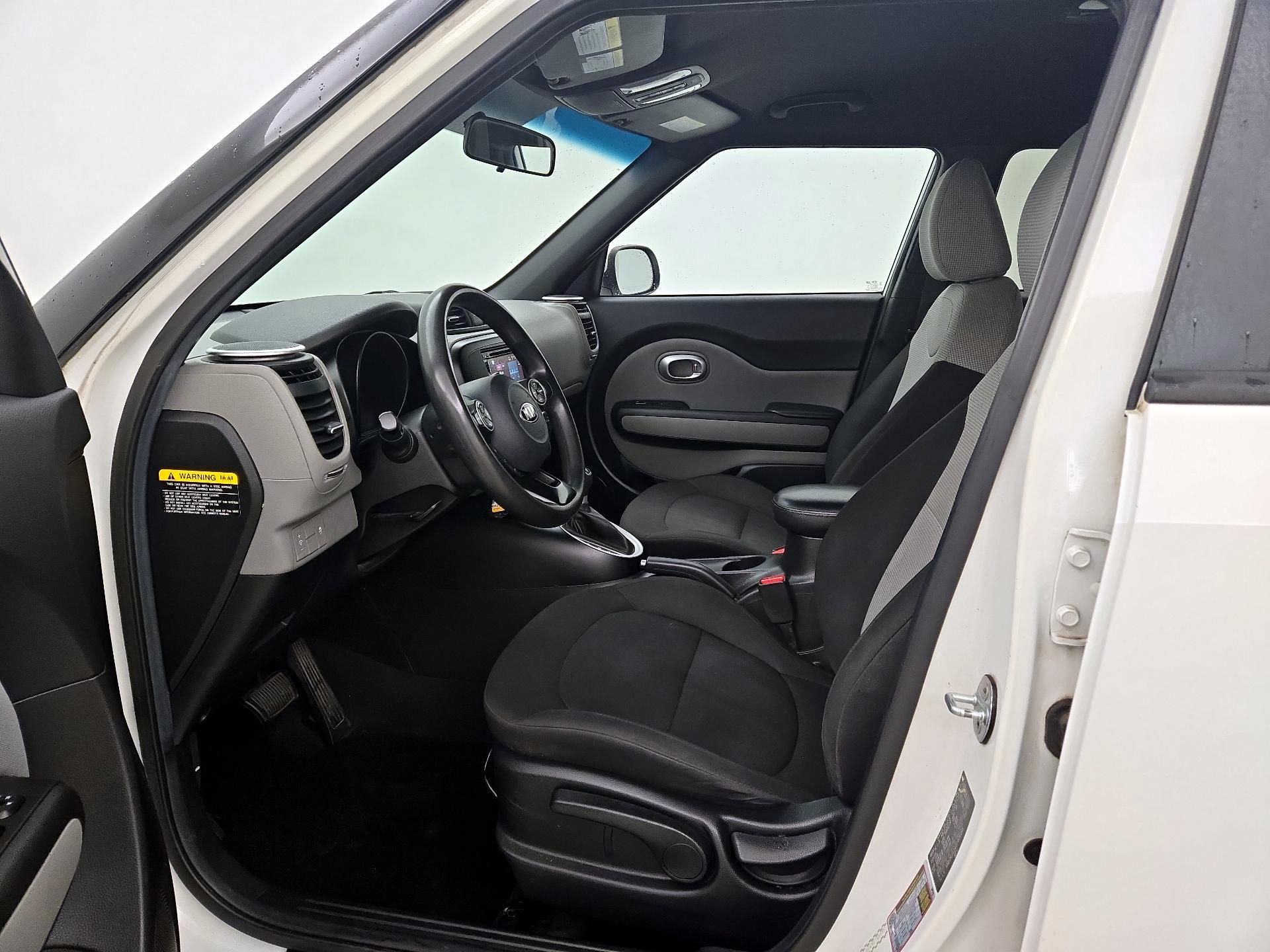 Thumbnail: 2016 Kia Soul - 11
