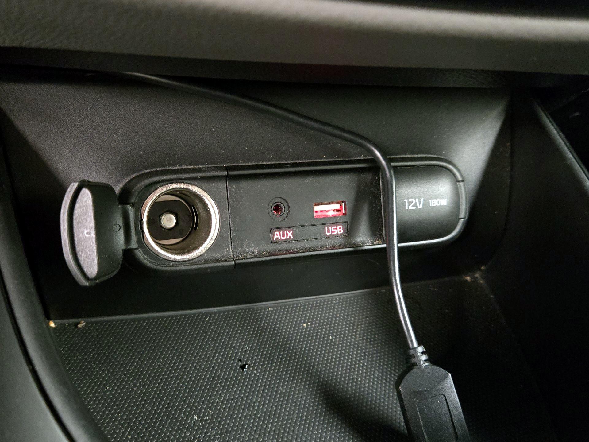 Thumbnail: 2016 Kia Soul - 17