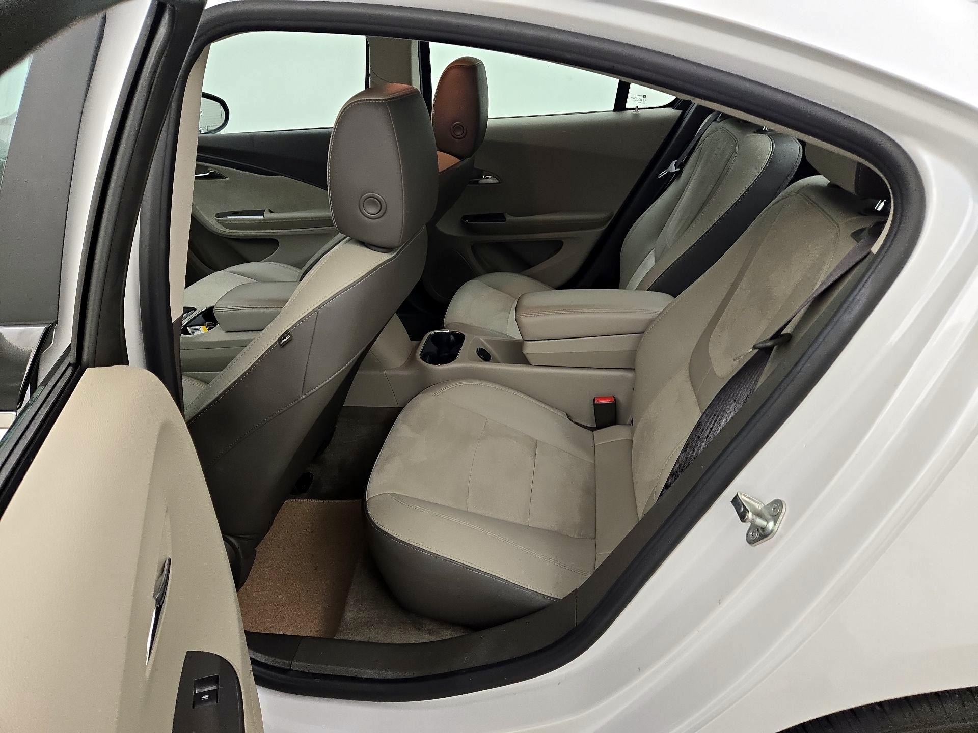 Thumbnail: 2015 Chevrolet Volt - 19