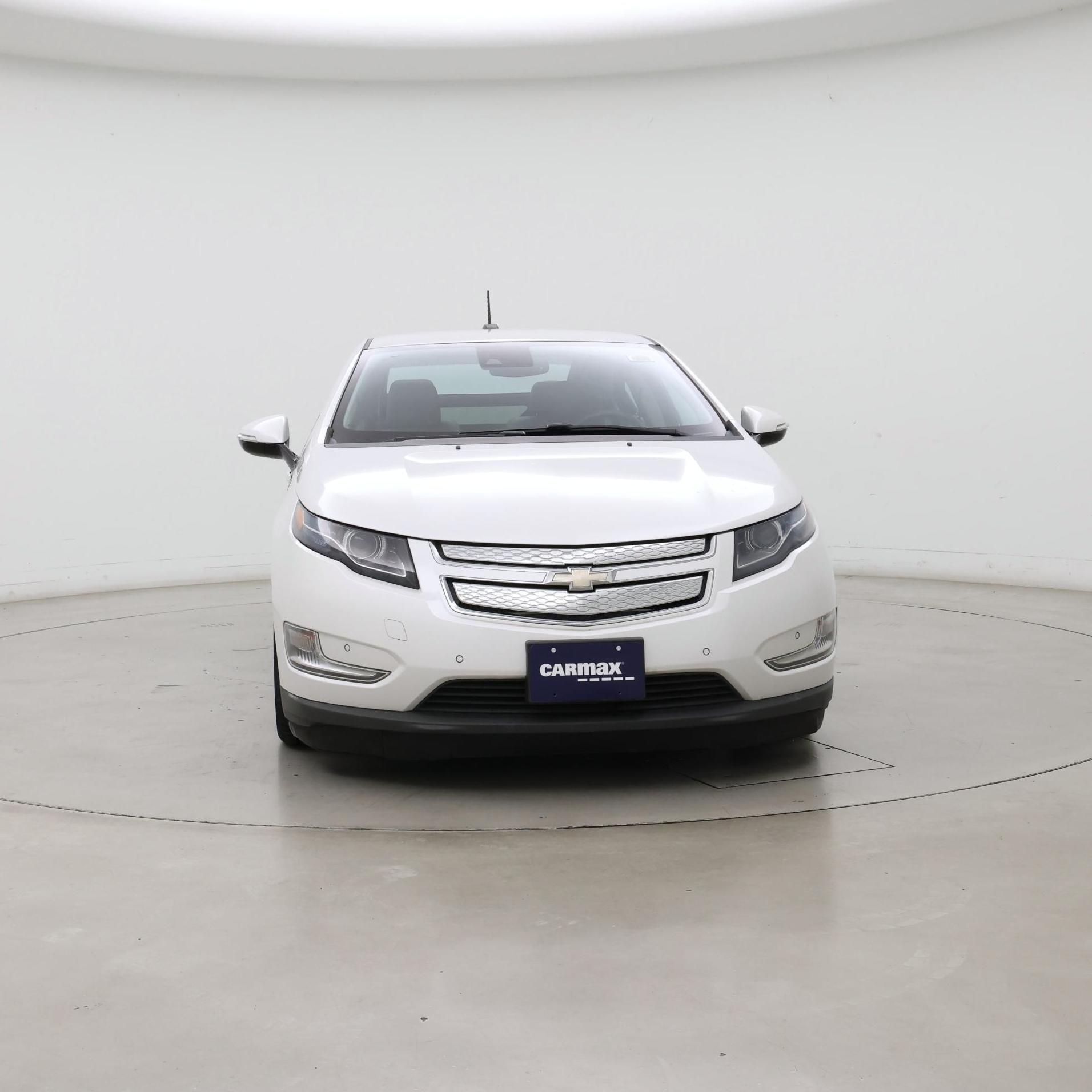 Thumbnail: 2015 Chevrolet Volt - 5