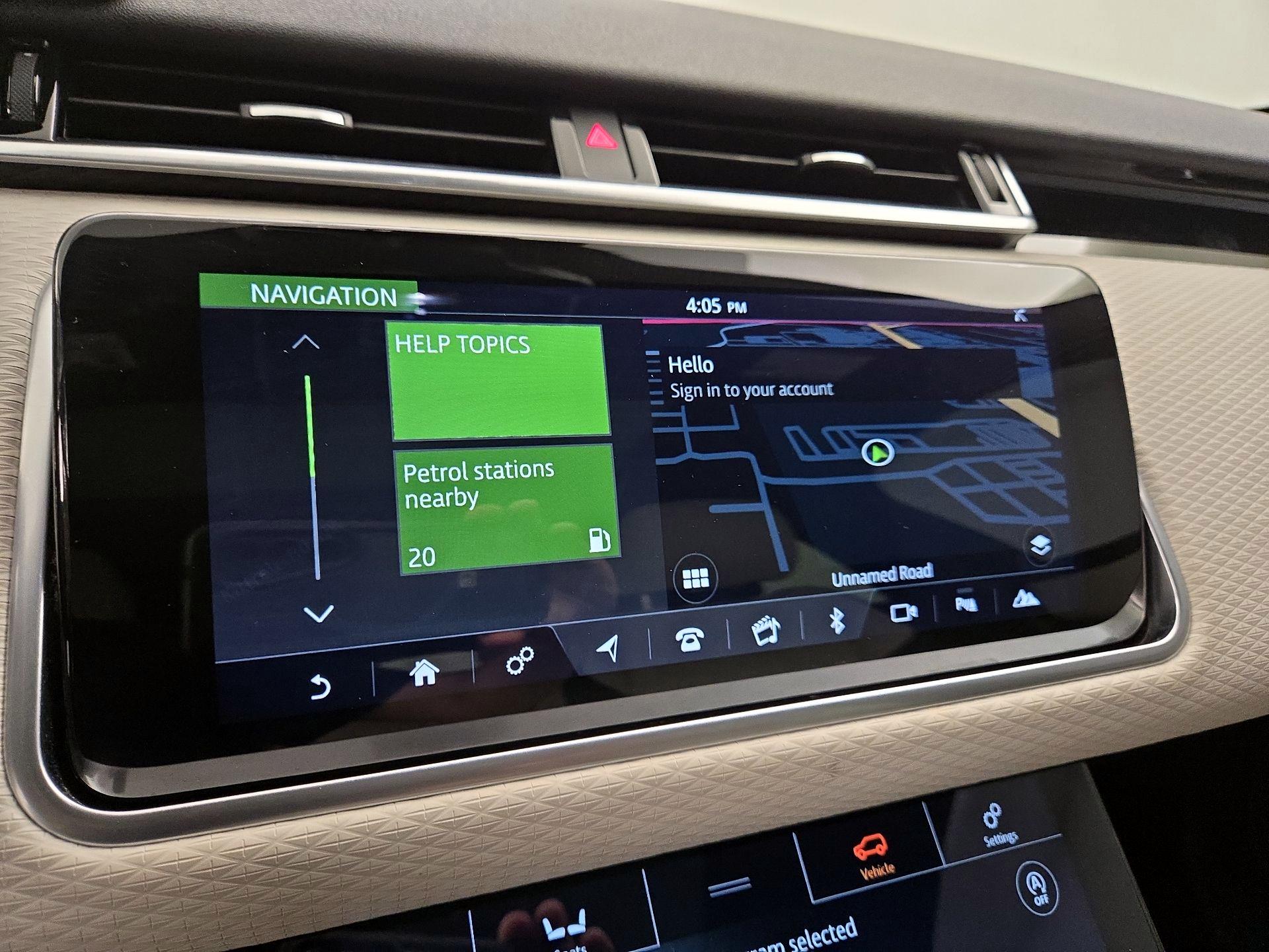 Thumbnail: 2020 Land Rover Range Rover Velar - 14