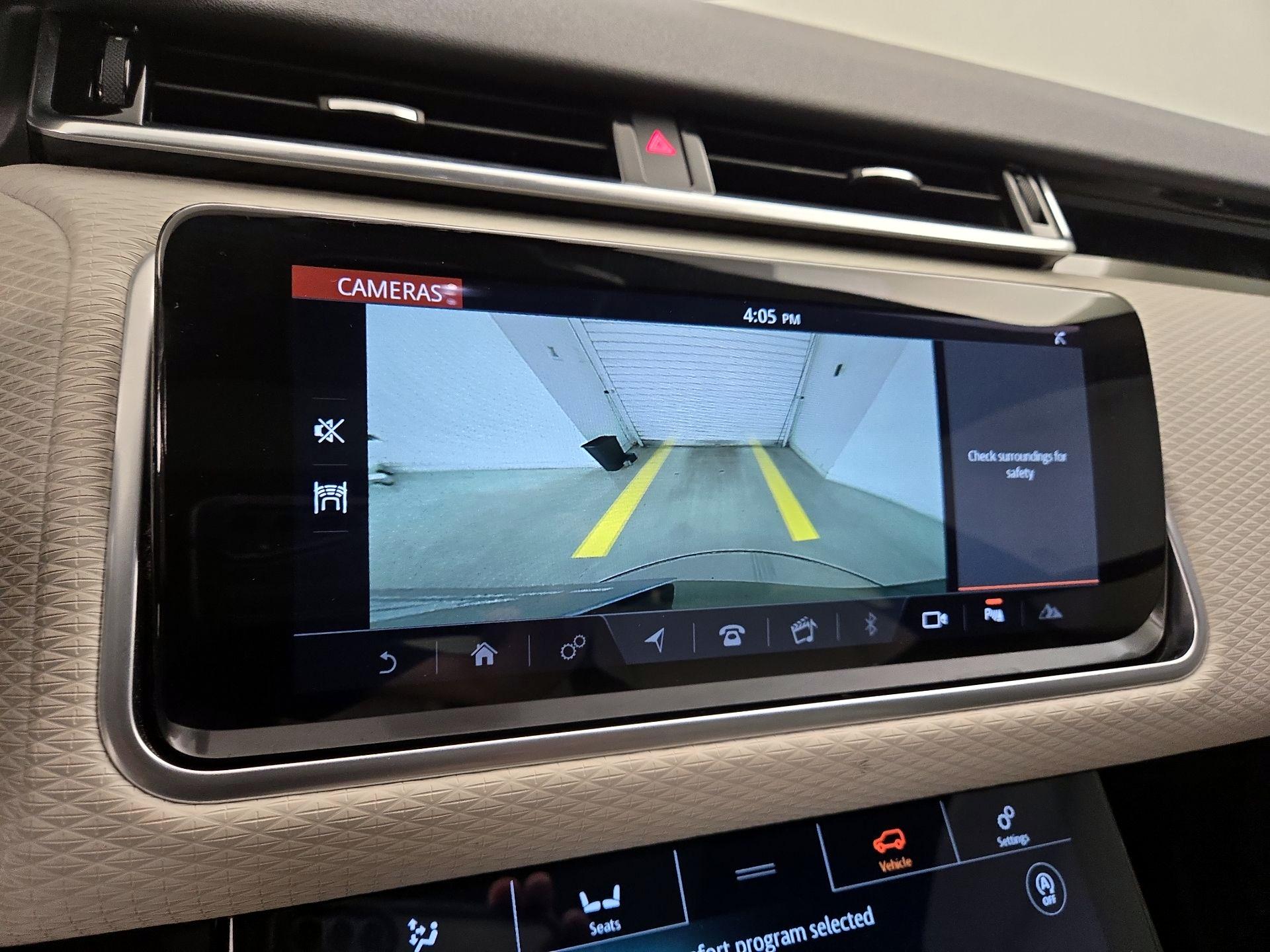 Thumbnail: 2020 Land Rover Range Rover Velar - 15